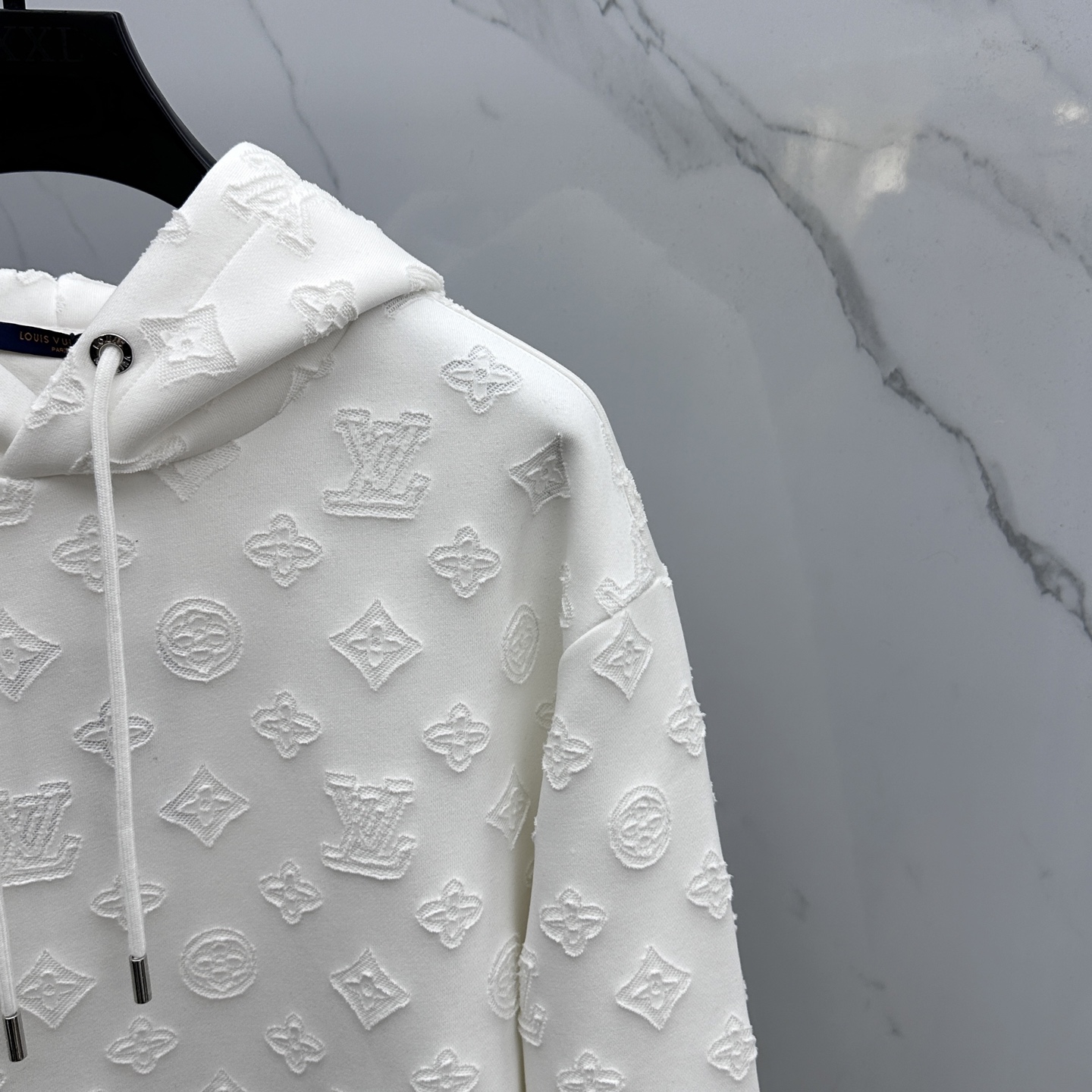 🆕LV路易威登 2025ss秋冬新款长袖连帽卫衣面料采用重磅复合双层面料 整衣洗水 辅以激光烧花工艺 成