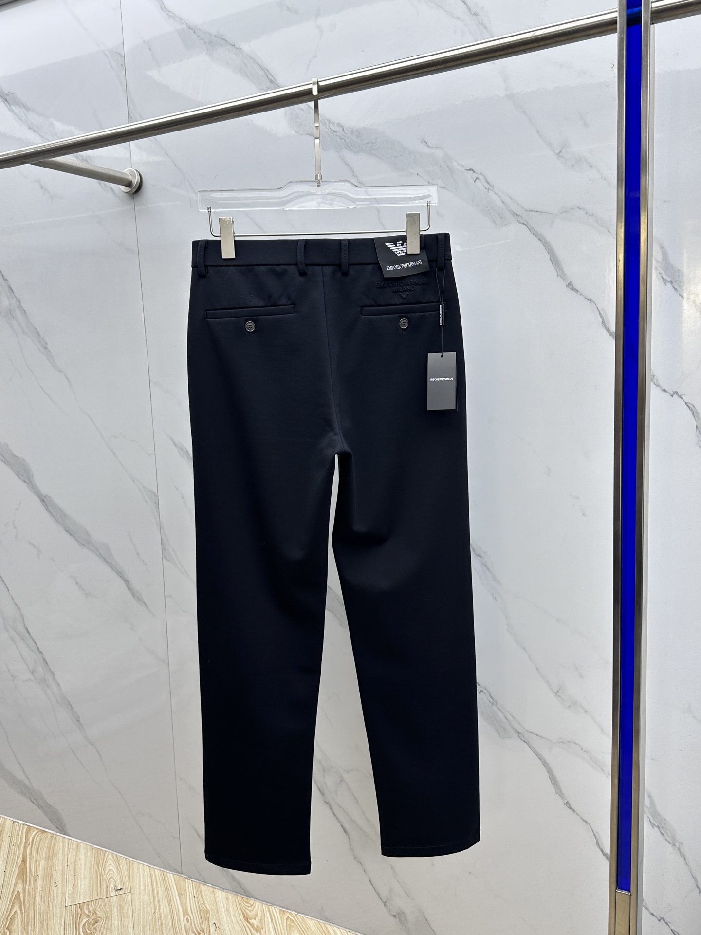 🆕Amani阿玛尼 2025早秋新品休闲裤西裤，官网同步发售，裤身工艺设计，定制五金辅料、面料定制，代工