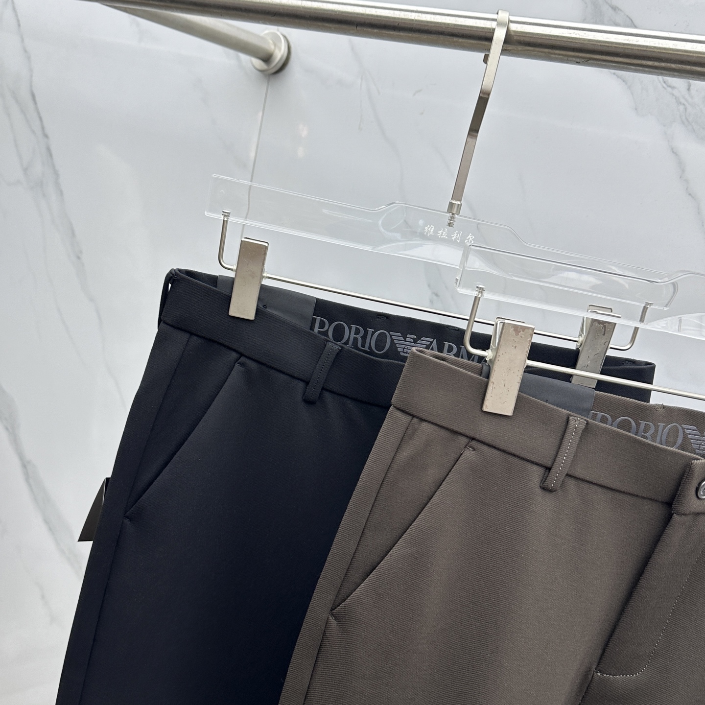 🆕Amani阿玛尼 2025早秋新品休闲裤西裤，官网同步发售，裤身工艺设计，定制五金辅料、面料定制，代工