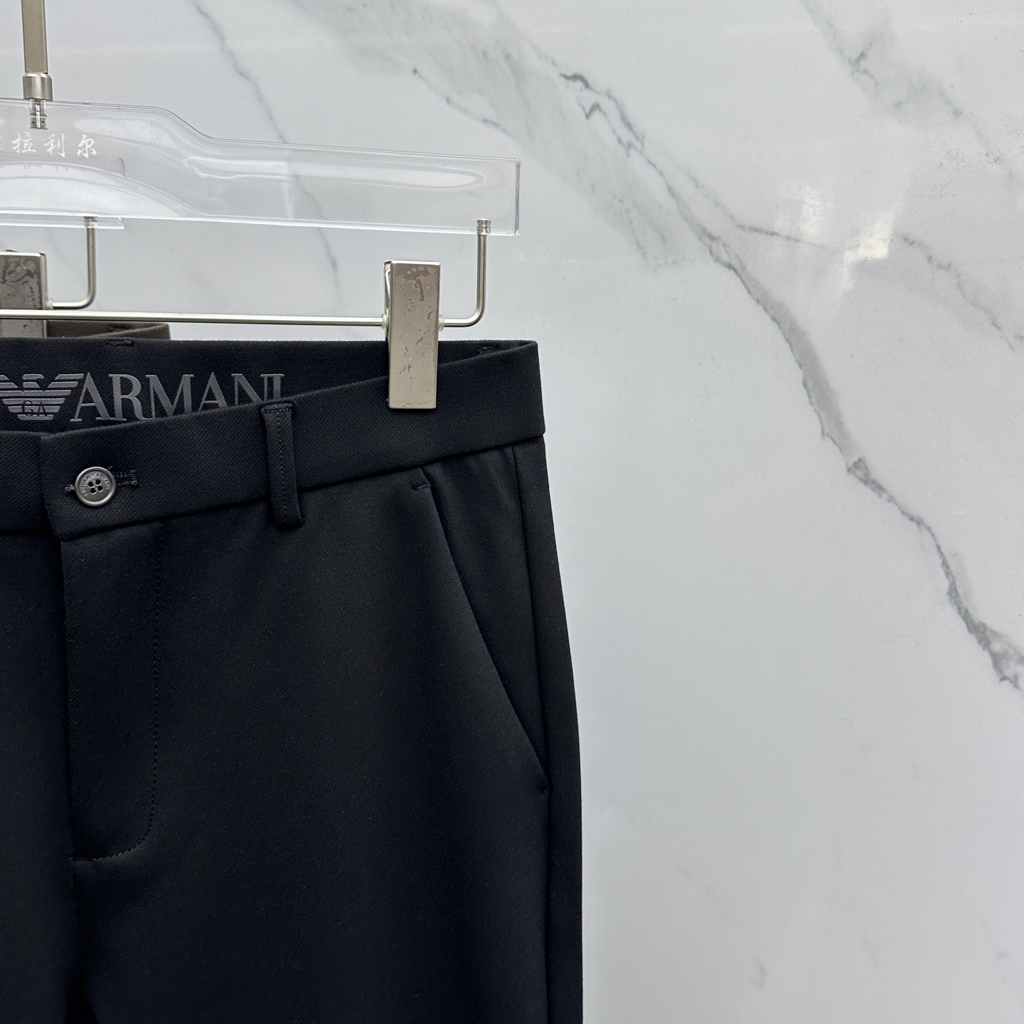 🆕Amani阿玛尼 2025早秋新品休闲裤西裤，官网同步发售，裤身工艺设计，定制五金辅料、面料定制，代工