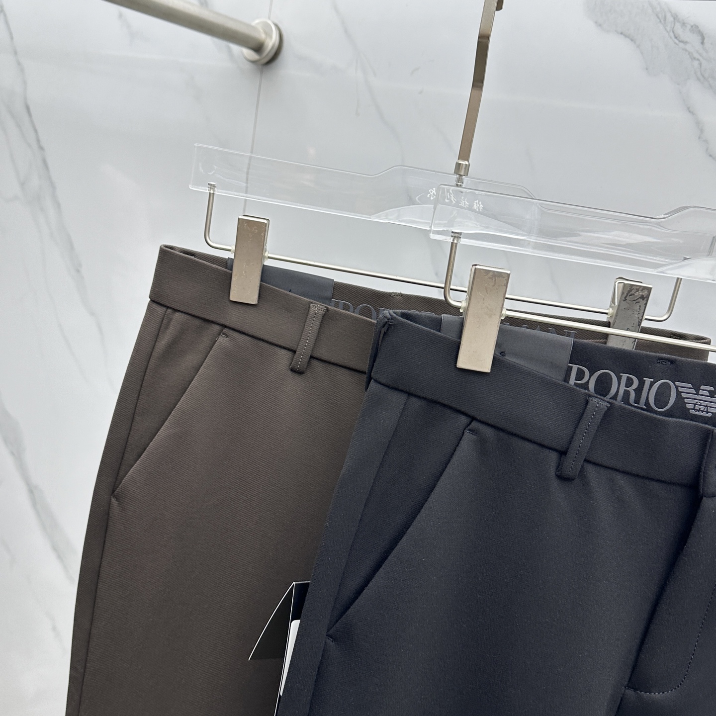 🆕Amani阿玛尼 2025早秋新品休闲裤西裤，官网同步发售，裤身工艺设计，定制五金辅料、面料定制，代工