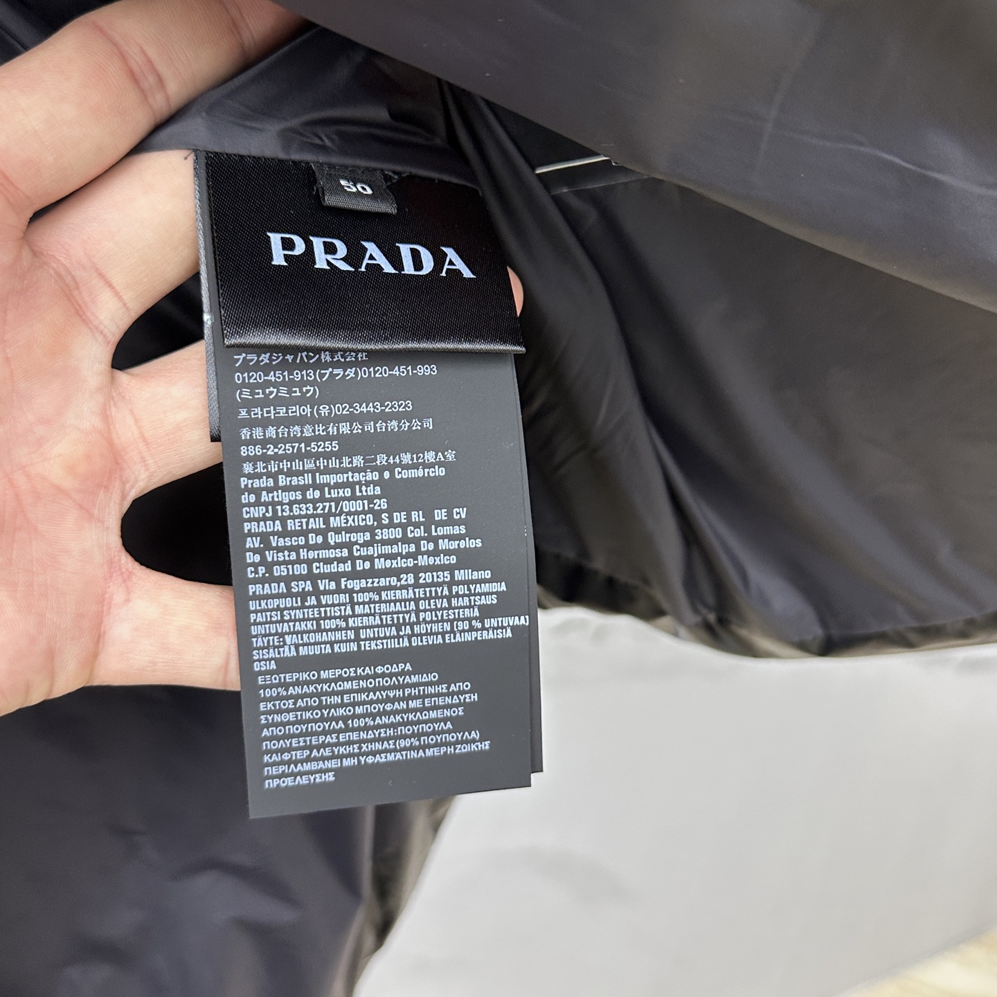 🆕Prada普拉达 高版本 2025ss秋冬新款时尚休闲羽绒外套连帽不可拆，处处细节显工艺足够的高级，结