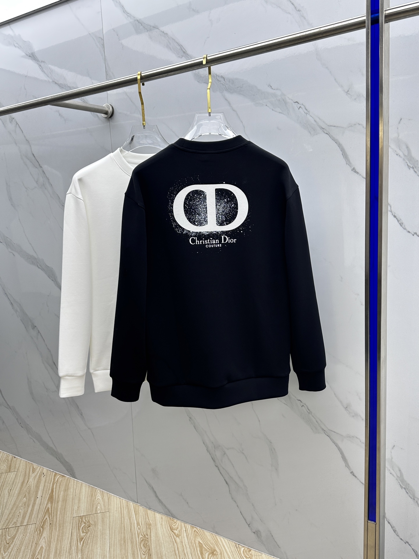 🆕Dior迪奥 秋冬新品刺绣圆领套头卫衣 高超的时尚魅力风范,特立独行的艺术气息.客供定制面料高克重棉面