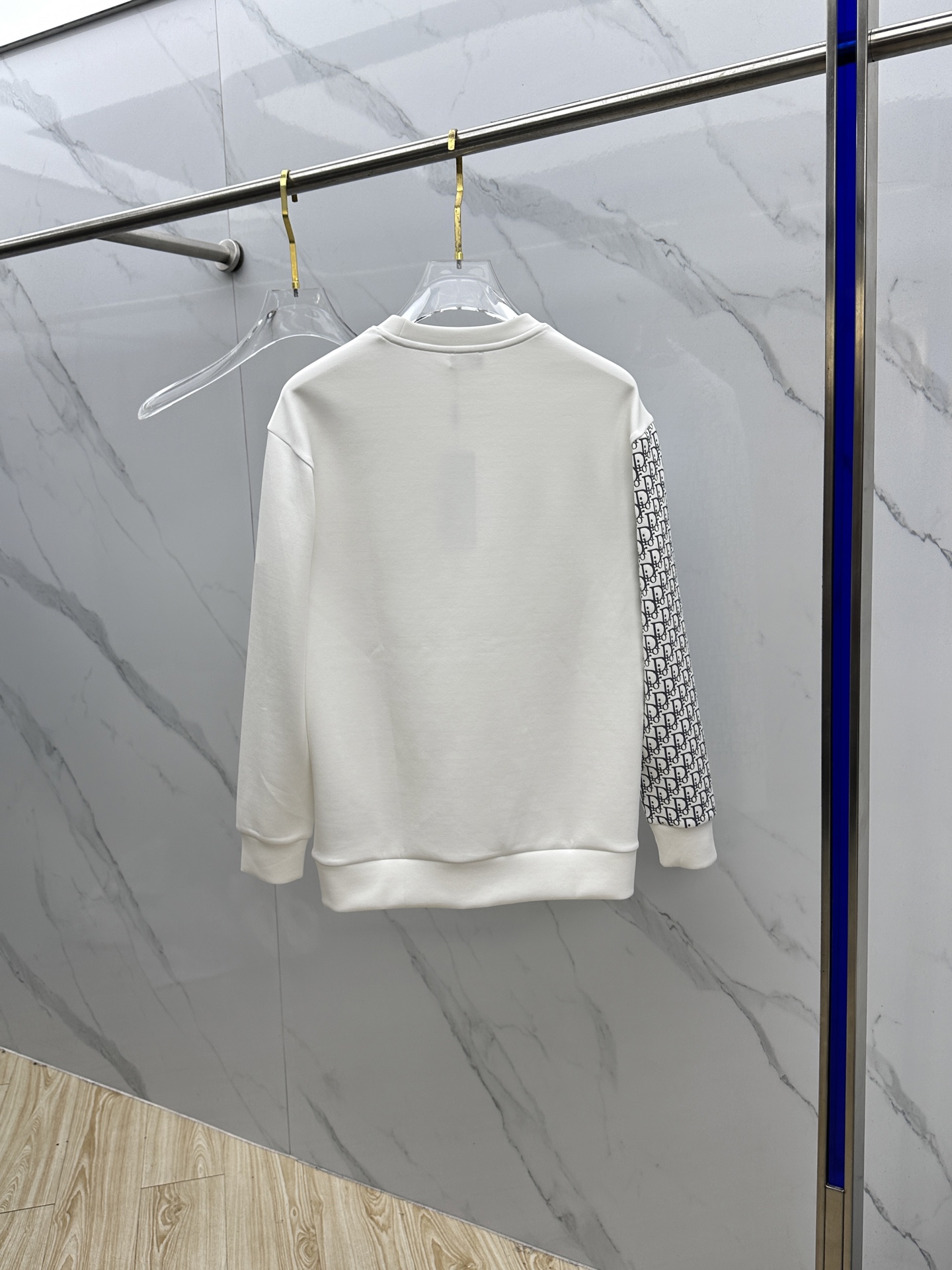 🆕Dior迪奥 秋冬新品刺绣圆领套头卫衣 高超的时尚魅力风范,特立独行的艺术气息.客供定制面料高克重棉面