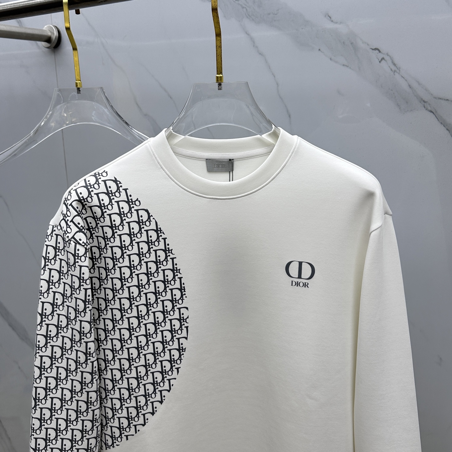 🆕Dior迪奥 秋冬新品刺绣圆领套头卫衣 高超的时尚魅力风范,特立独行的艺术气息.客供定制面料高克重棉面