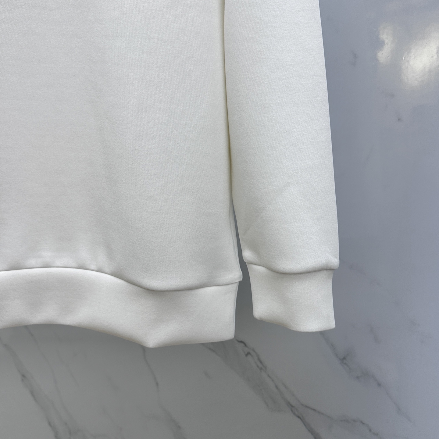 🆕Dior迪奥 秋冬新品刺绣圆领套头卫衣 高超的时尚魅力风范,特立独行的艺术气息.客供定制面料高克重棉面