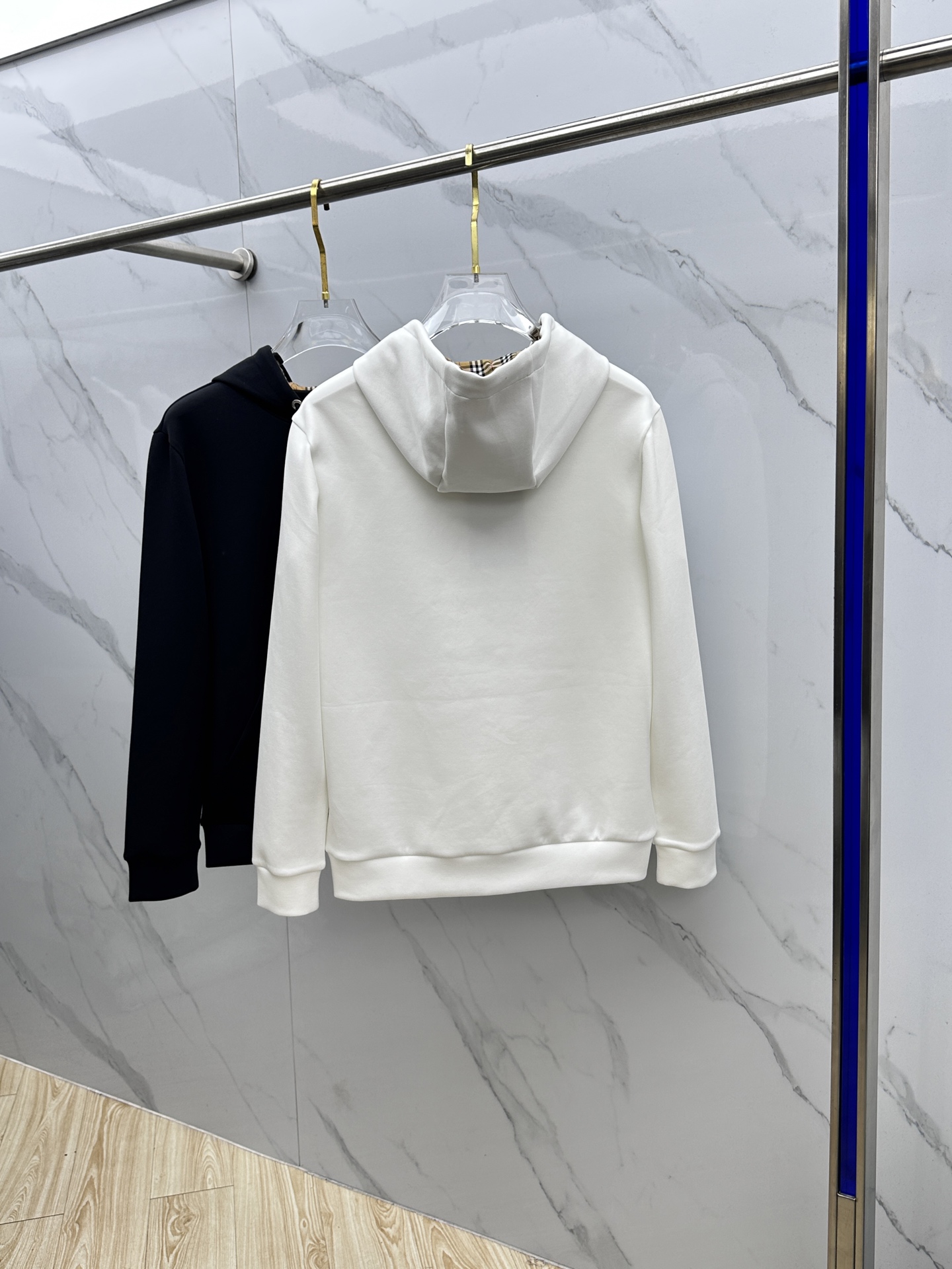 🆕Burberry巴宝莉 秋冬新款男女款连帽卫衣.贸易公司渠道货，精选优质空气层针织棉面料，手感柔软轻薄