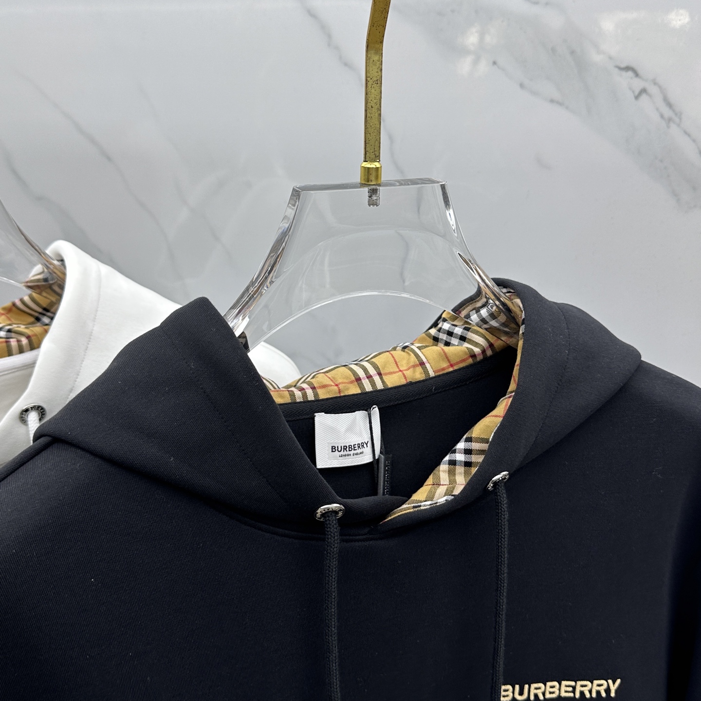 🆕Burberry巴宝莉 秋冬新款男女款连帽卫衣.贸易公司渠道货，精选优质空气层针织棉面料，手感柔软轻薄