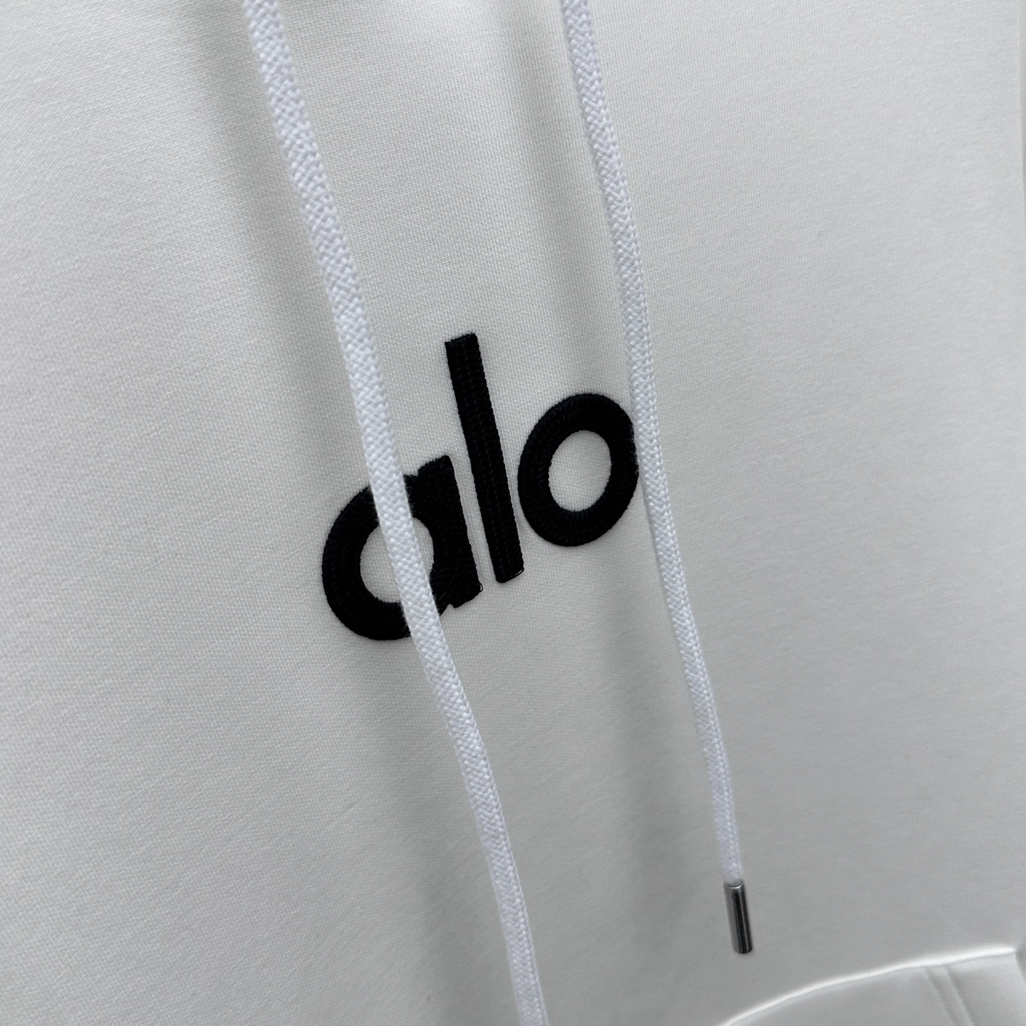 🆕ALO 秋冬新款男女款连帽卫衣.贸易公司渠道货，精选优质空气层针织棉面料，手感柔软轻薄软糯，版型挺括有