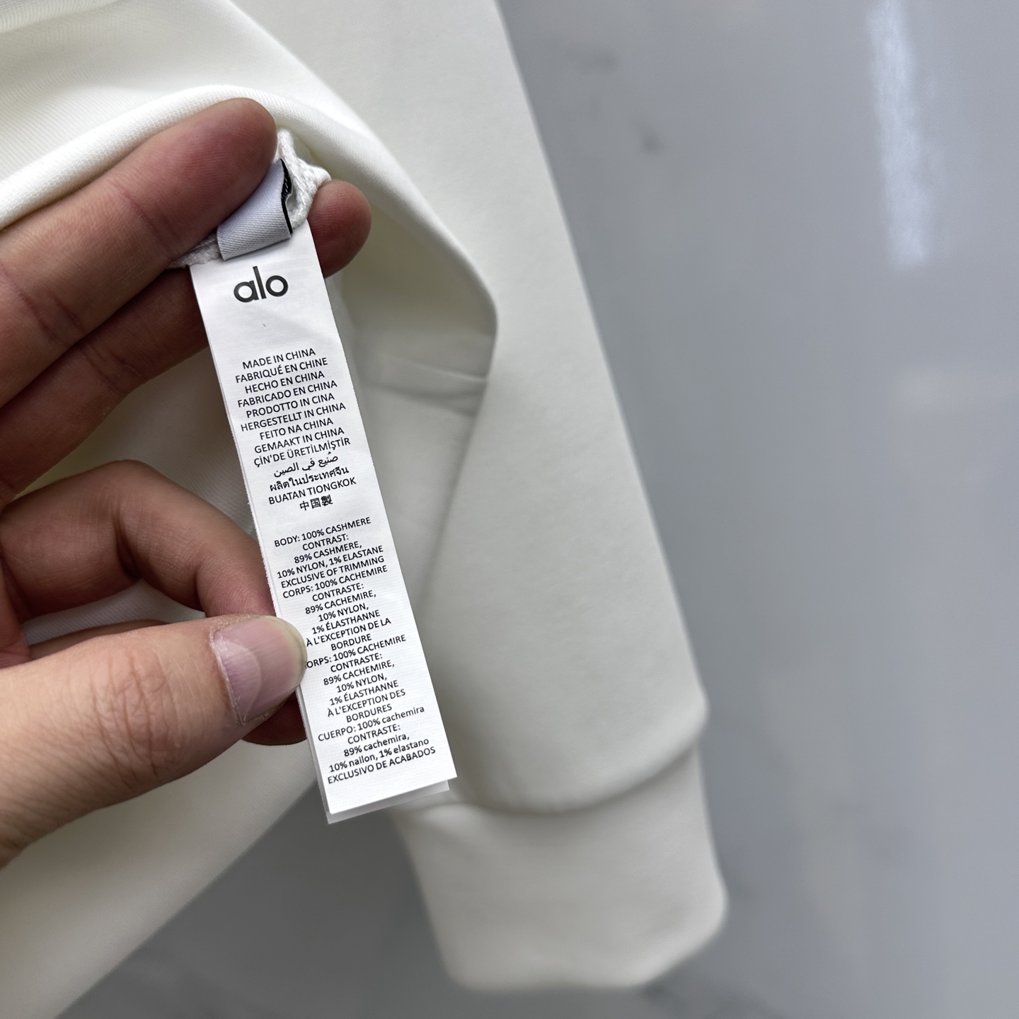 🆕ALO 秋冬新款男女款连帽卫衣.贸易公司渠道货，精选优质空气层针织棉面料，手感柔软轻薄软糯，版型挺括有