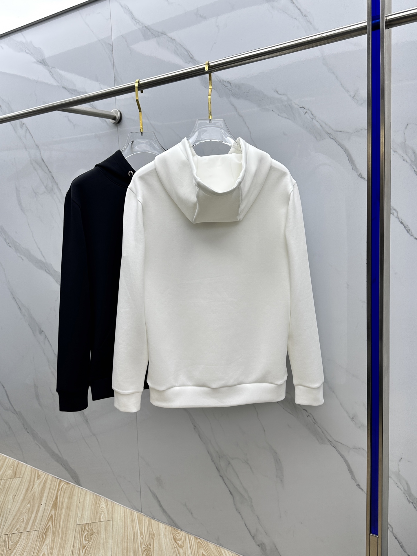 🆕LOEWE罗意威 秋冬新款男女款连帽卫衣.贸易公司渠道货，精选优质空气层针织棉面料，手感柔软轻薄软糯，