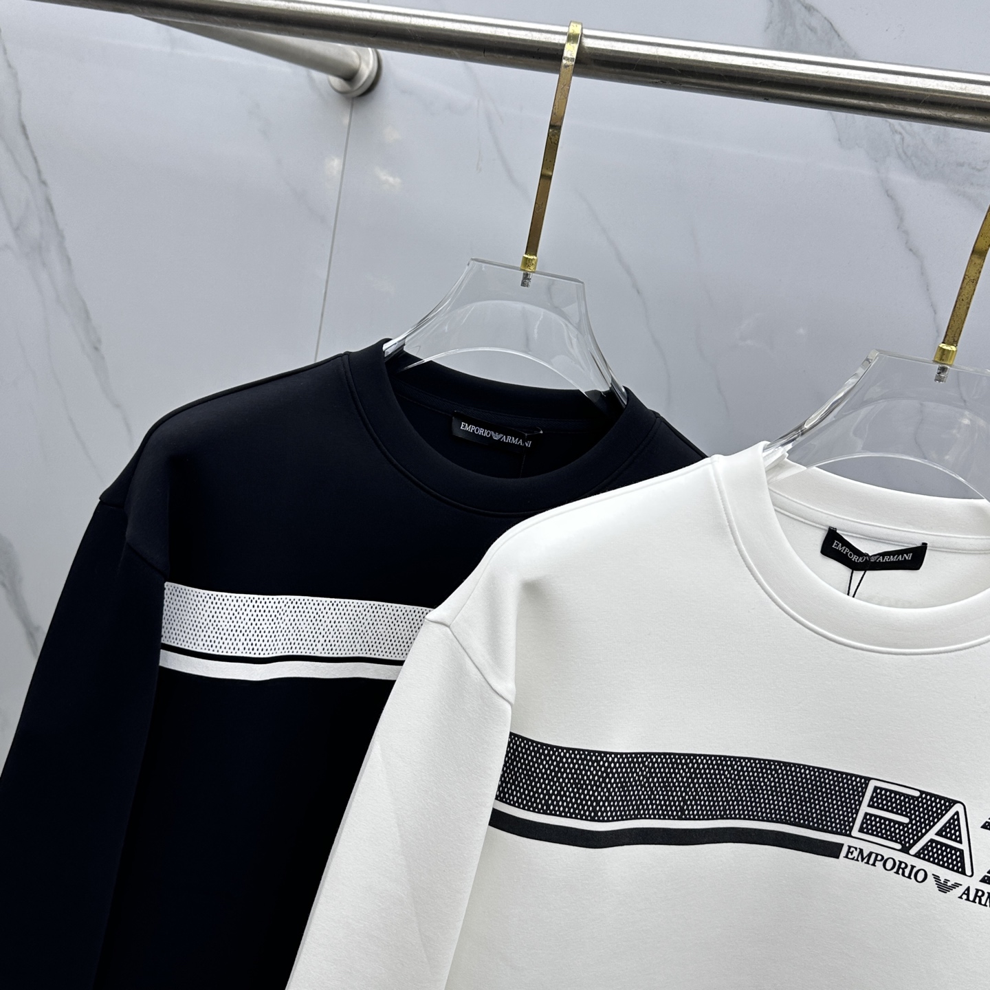 🆕Amani阿玛尼 秋冬新品刺绣圆领套头卫衣 高超的时尚魅力风范,特立独行的艺术气息.客供定制面料高克重