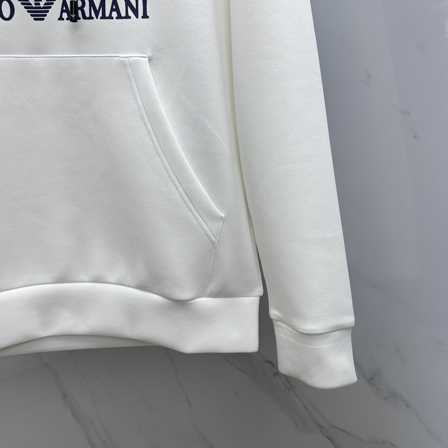 🆕Amani阿玛尼 秋冬新款男女款连帽卫衣.贸易公司渠道货，精选优质空气层针织棉面料，手感柔软轻薄软糯，