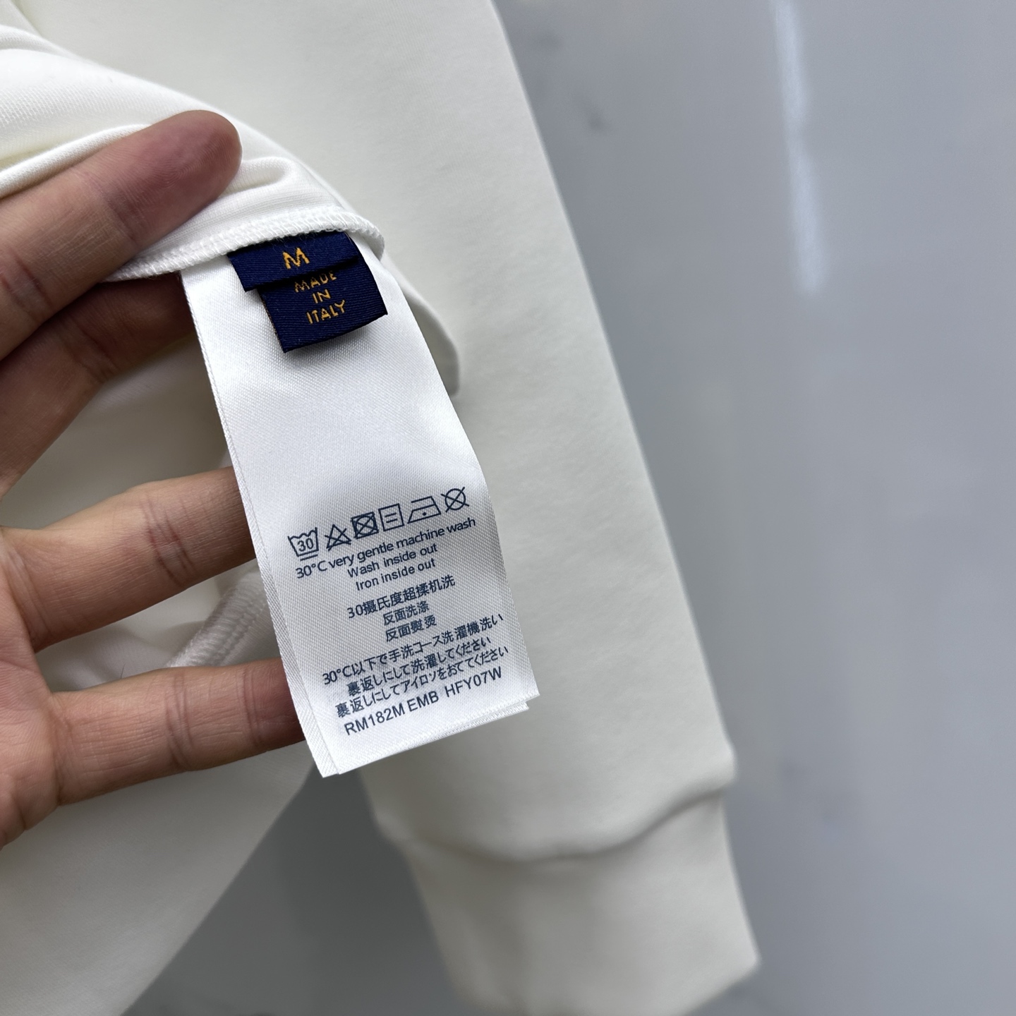 🆕LV路易威登 秋冬新款男女款连帽卫衣.贸易公司渠道货，精选优质空气层针织棉面料，手感柔软轻薄软糯，版型