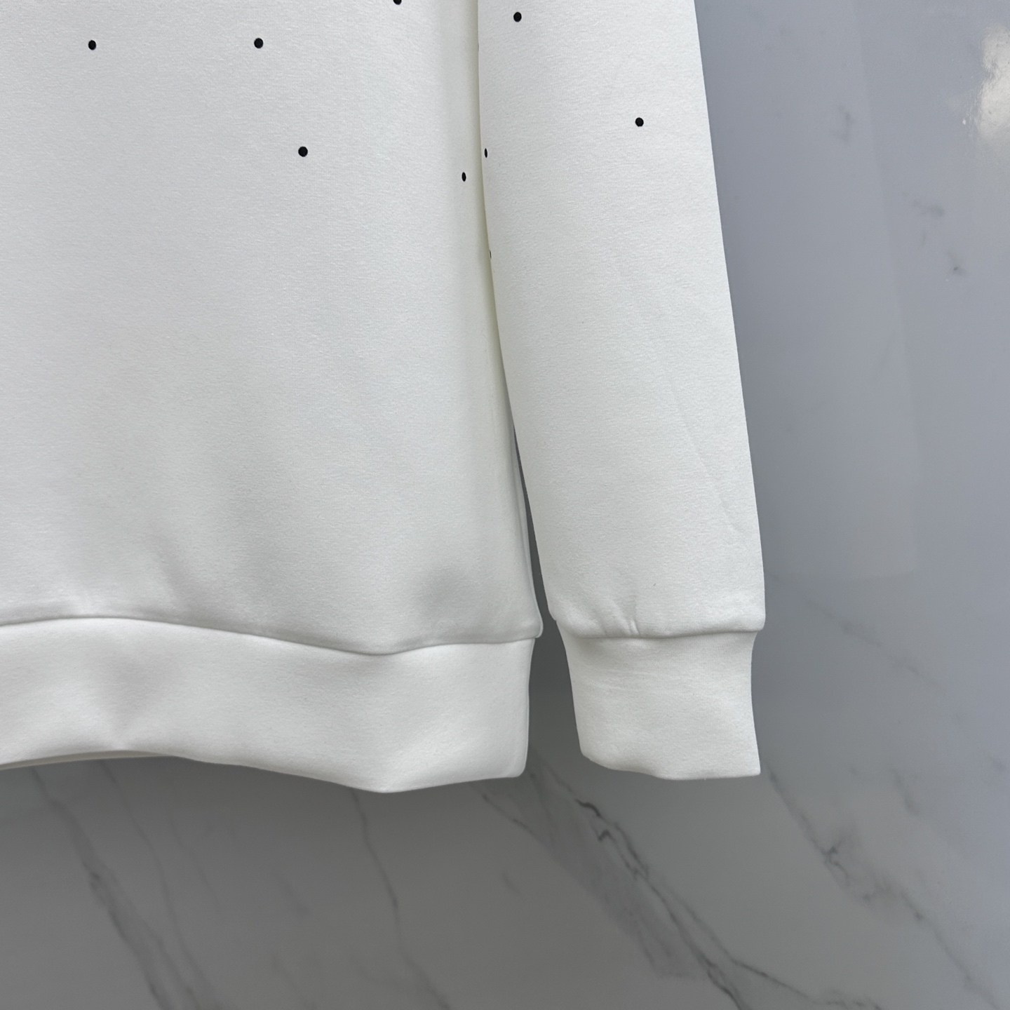 🆕LV路易威登 2025ss秋冬新品印花圆领套头卫衣 高超的时尚魅力风范,特立独行的艺术气息.客供定制面