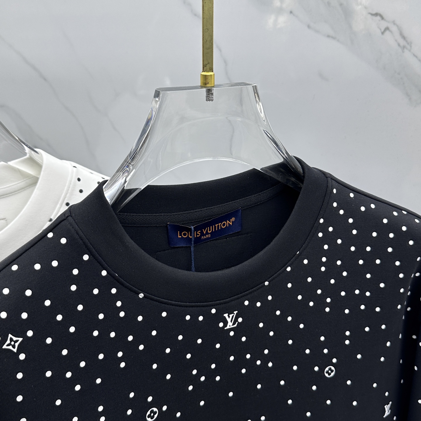 🆕LV路易威登 2025ss秋冬新品印花圆领套头卫衣 高超的时尚魅力风范,特立独行的艺术气息.客供定制面