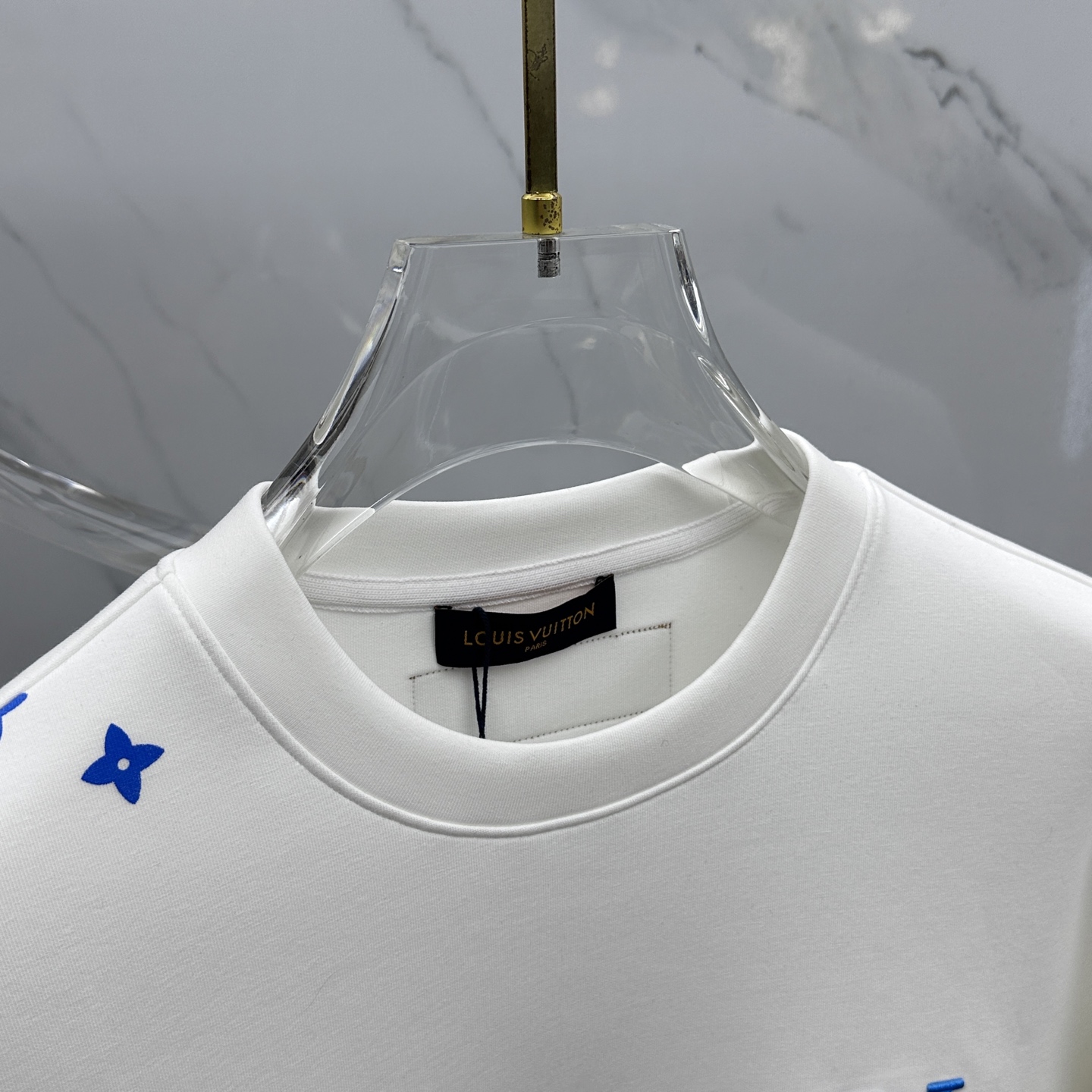 🆕LV路易威登 2025ss秋冬新品刺绣圆领套头卫衣 高超的时尚魅力风范,特立独行的艺术气息.客供定制面