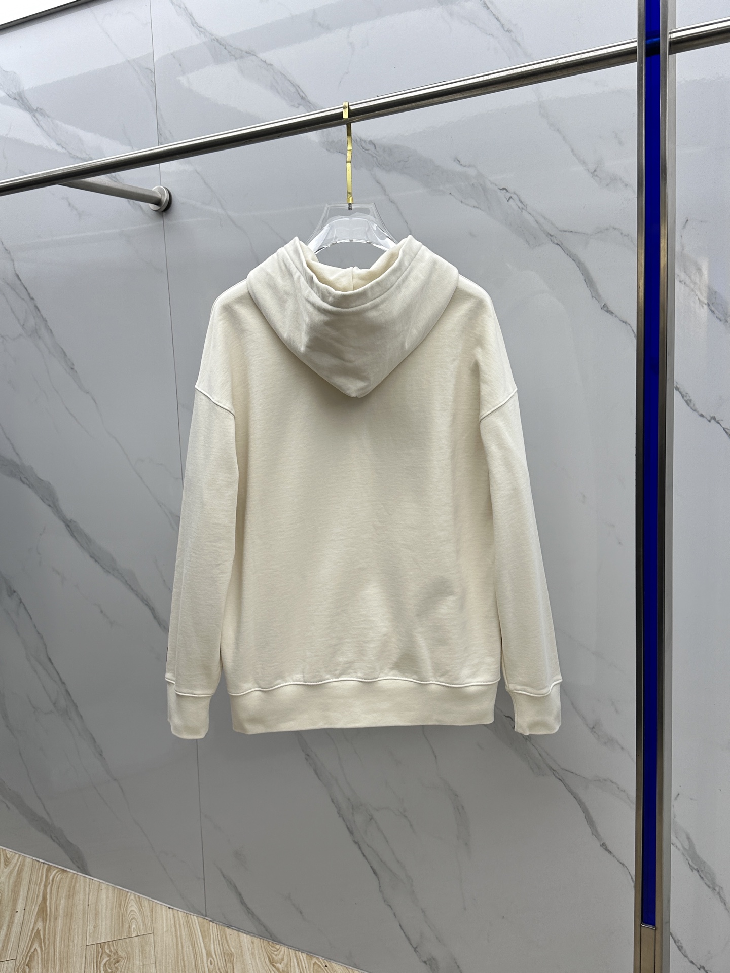 🆕AMIRI 2025ss秋冬新品印花连帽卫衣 高超的时尚魅力风范,特立独行的艺术气息.客供定制面料高克