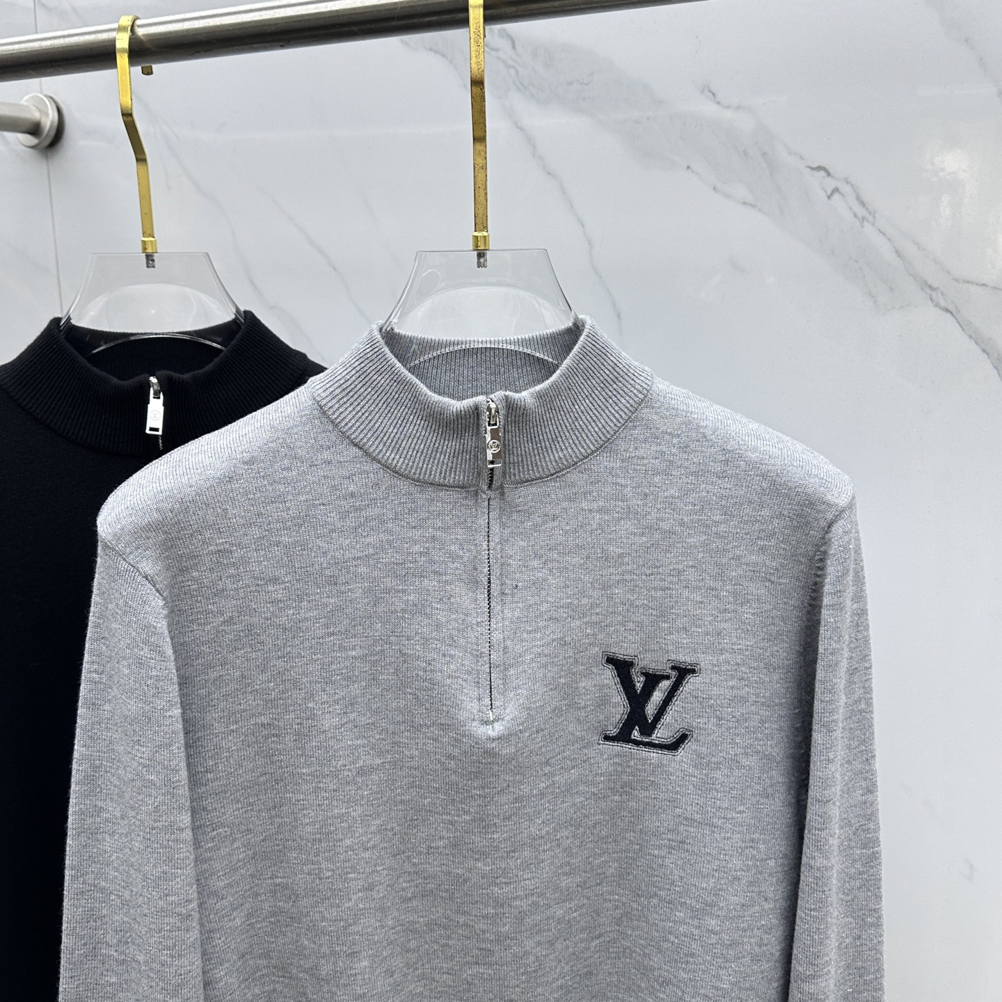 🆕LV路易威登 2025ss秋冬新品半拉链男士针织羊毛衫 日常穿搭 精简品质款 干净百搭。客供定制面料，