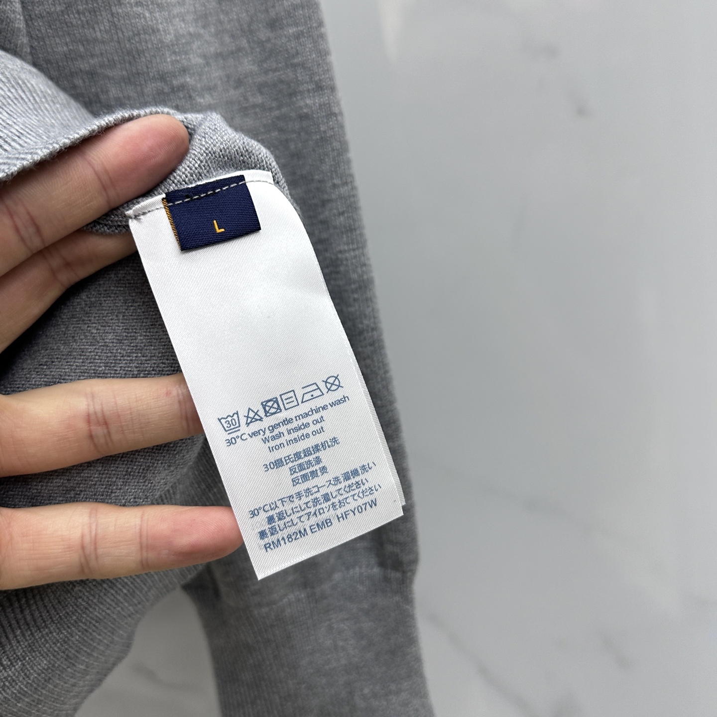 🆕LV路易威登 2025ss秋冬新品半拉链男士针织羊毛衫 日常穿搭 精简品质款 干净百搭。客供定制面料，