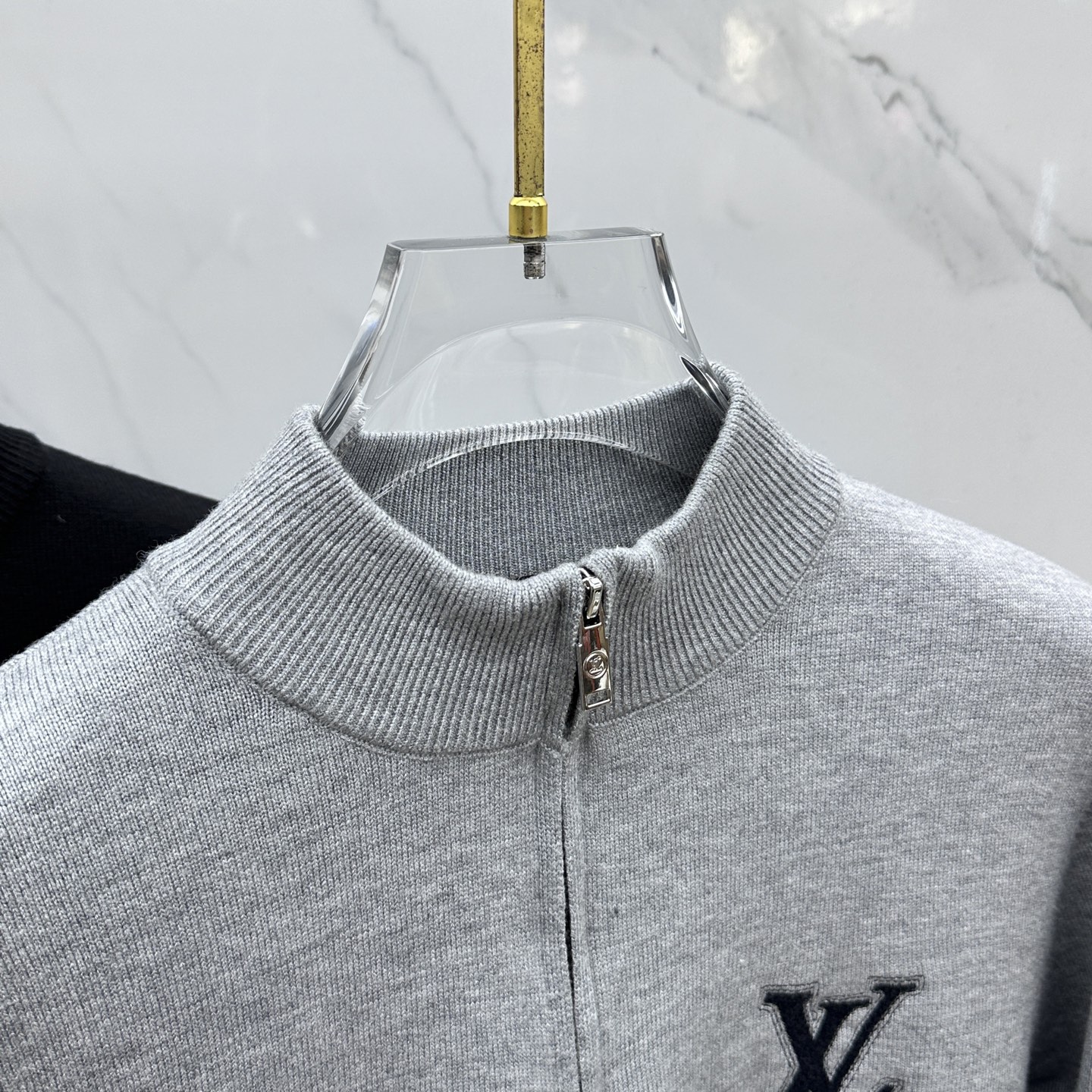 🆕LV路易威登 2025ss秋冬新品半拉链男士针织羊毛衫 日常穿搭 精简品质款 干净百搭。客供定制面料，