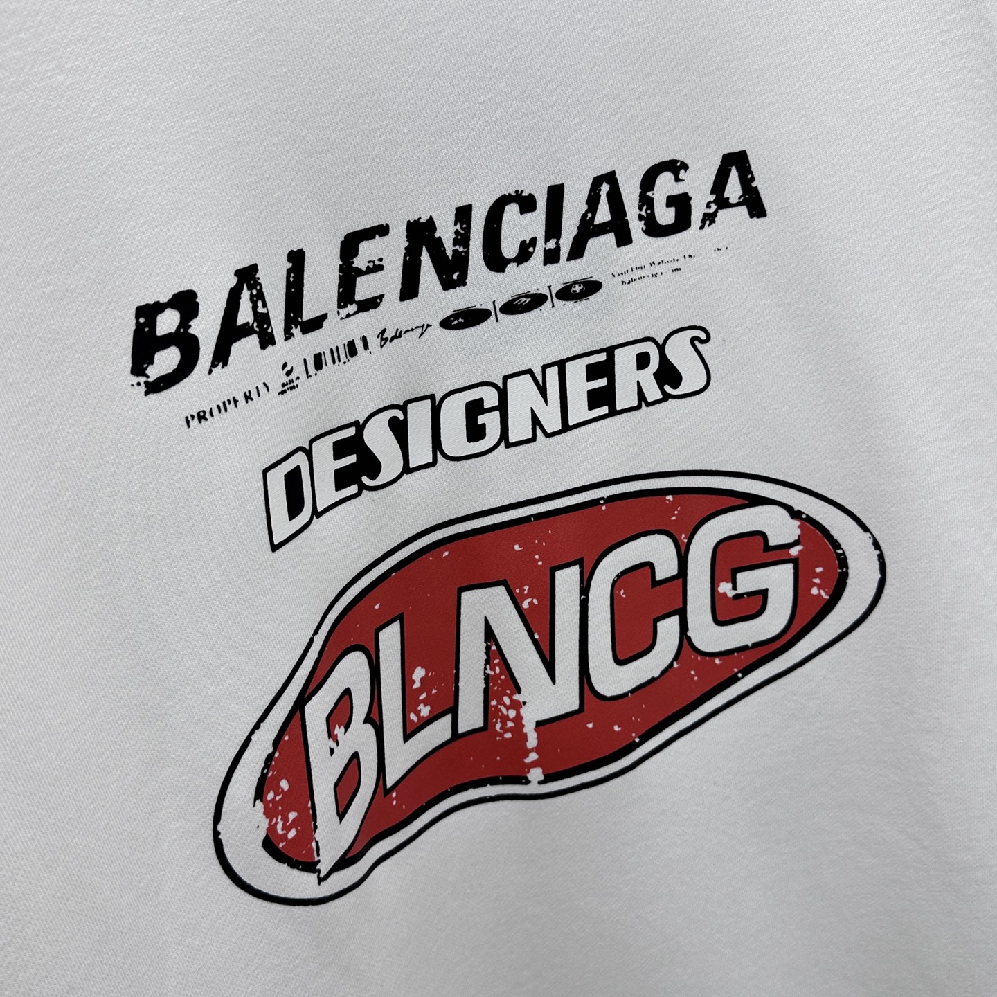🆕Balenciaga巴黎世家 2025ss秋冬新品印花圆领套头卫衣 高超的时尚魅力风范,特立独行的艺术