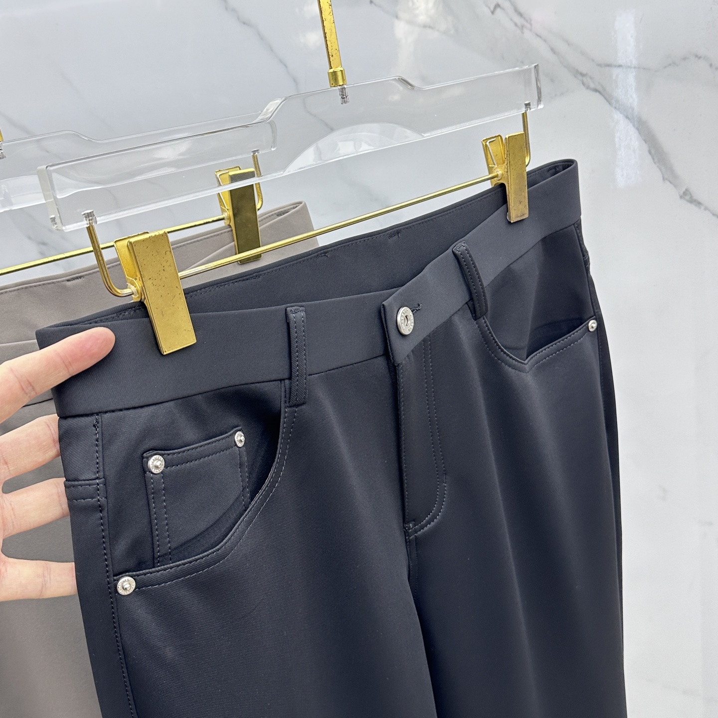 🆕Burberry巴宝莉 🔥高端定制、2025秋冬最新款休闲裤五袋裤 柜台同步发售 原版定制复刻 客供五