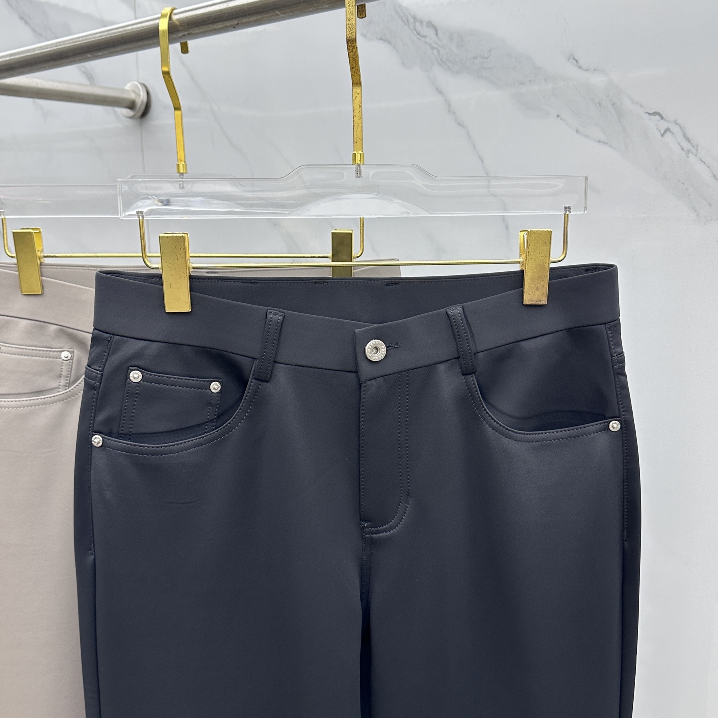 🆕Burberry巴宝莉 🔥高端定制、2025秋冬最新款休闲裤五袋裤 柜台同步发售 原版定制复刻 客供五