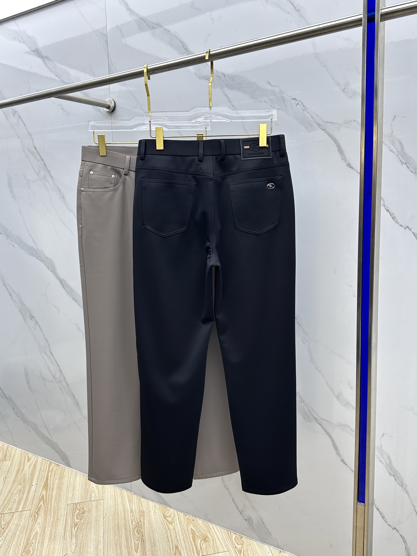 🆕Burberry巴宝莉 🔥高端定制、2025秋冬最新款休闲裤五袋裤 柜台同步发售 原版定制复刻 客供五