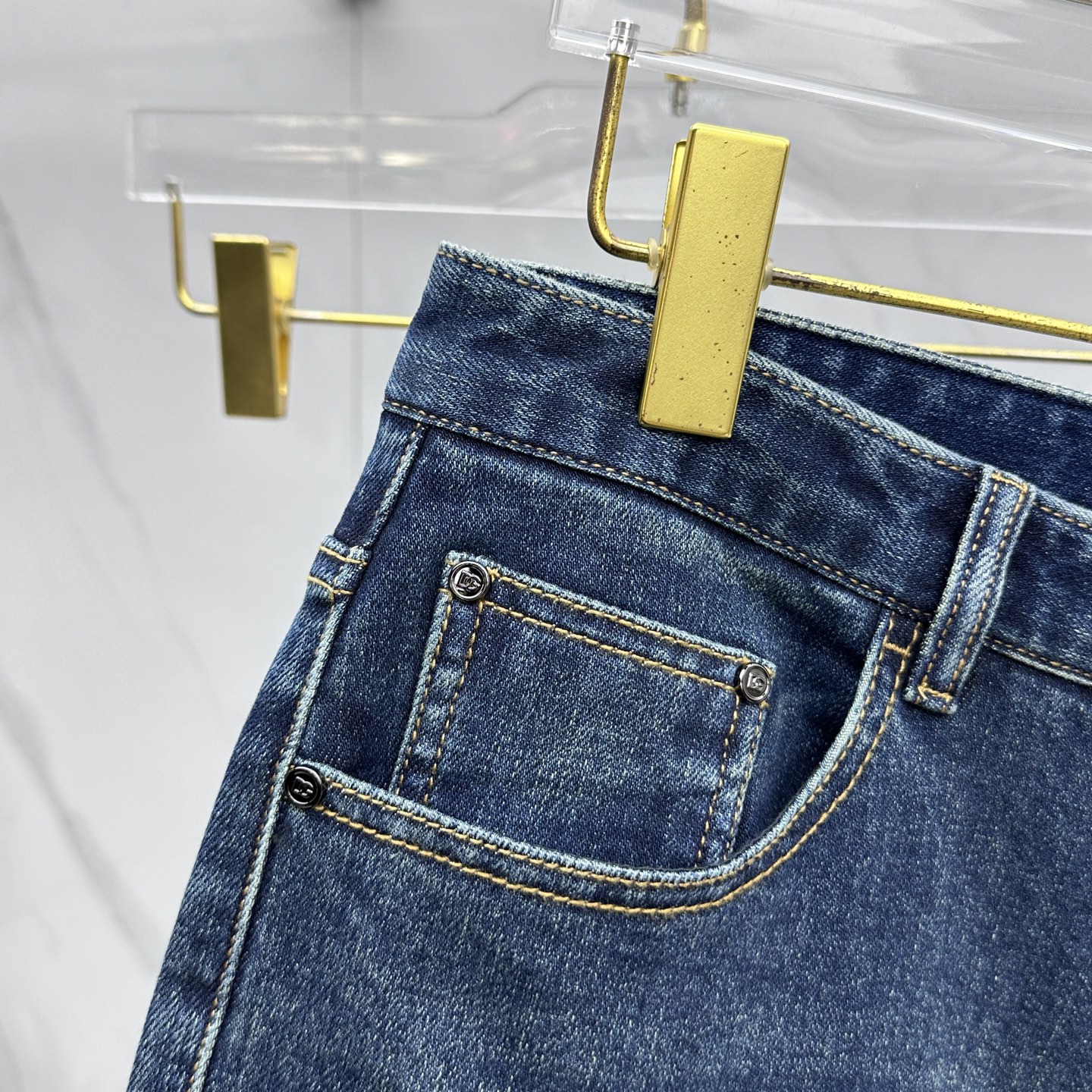 🆕DG杜嘉班纳 🔥高端定制、2025秋冬最新款洗水牛仔裤 柜台同步发售 原版定制复刻 客供五金辅料 原单