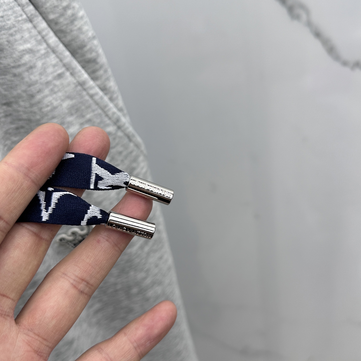 🆕LV路易威登 2025ss秋冬新款休闲裤加绒直筒休闲款 高端版本！定制面料 透气舒适度好，裤型坚挺，细