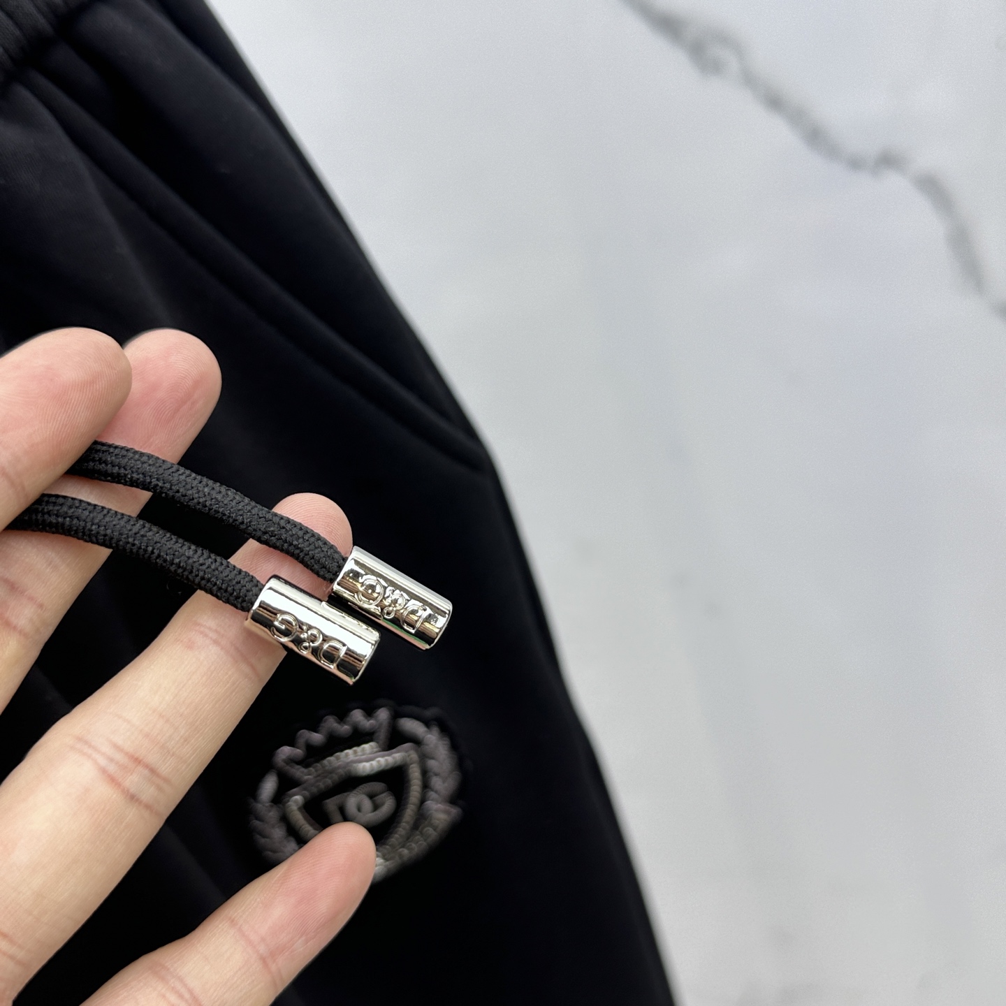 🆕DG杜嘉班纳 2025ss秋冬新款休闲裤加绒直筒休闲款 高端版本！定制面料 透气舒适度好，裤型坚挺，细