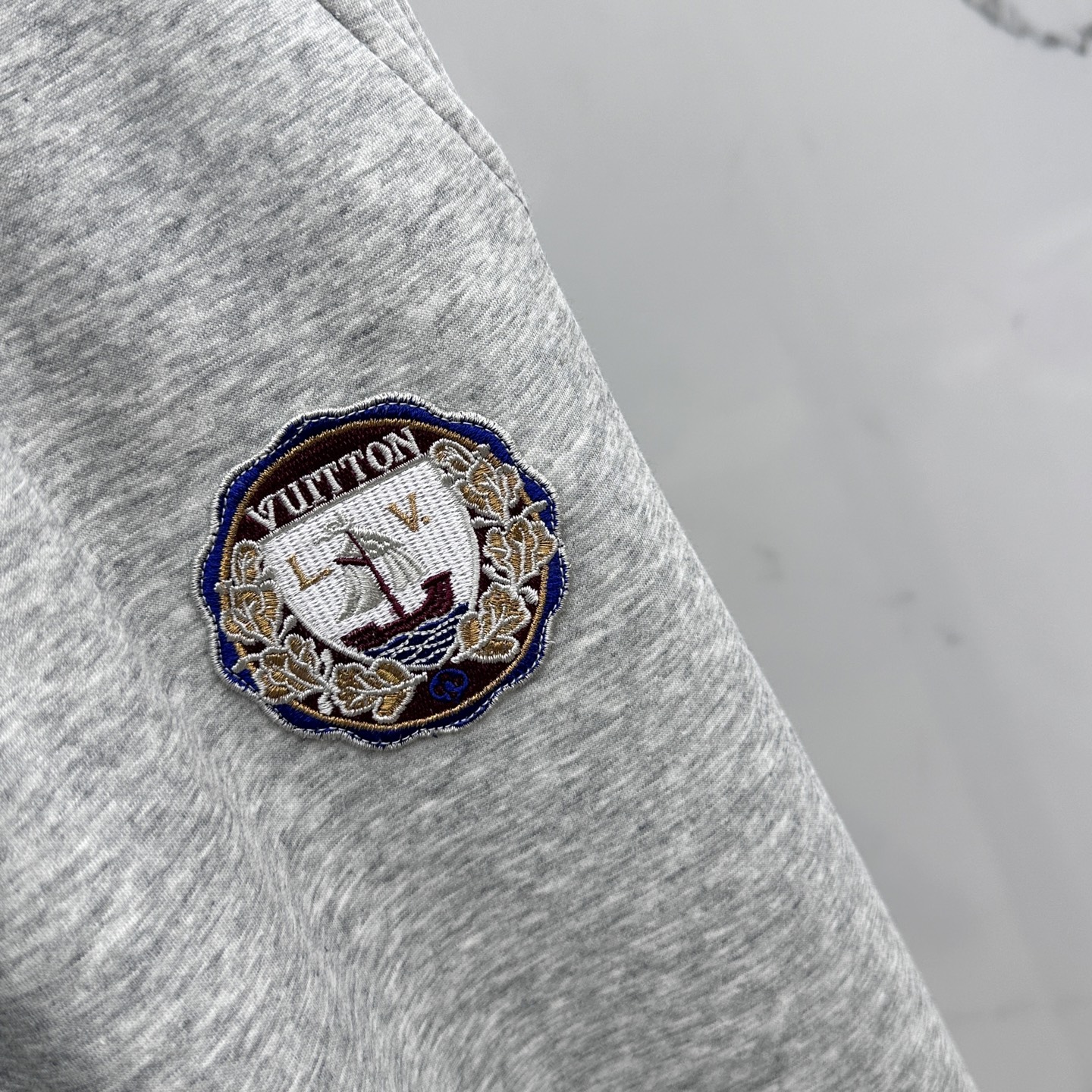 🆕LV路易威登 2025ss秋冬新款休闲裤加绒直筒休闲款 高端版本！定制面料 透气舒适度好，裤型坚挺，细