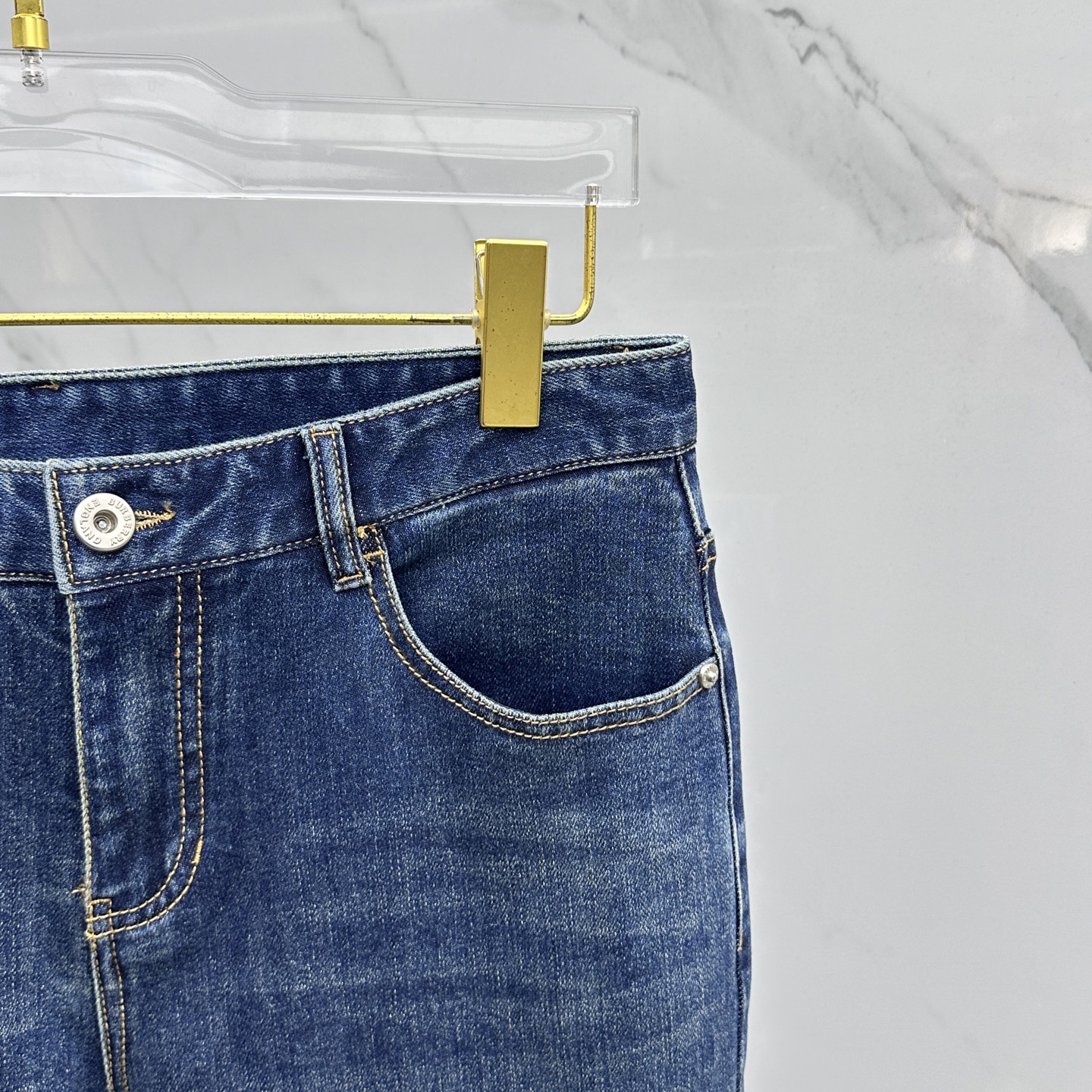 🆕Burberry巴宝莉 🔥高端定制、2025秋冬最新款洗水牛仔裤 柜台同步发售 原版定制复刻 客供五金