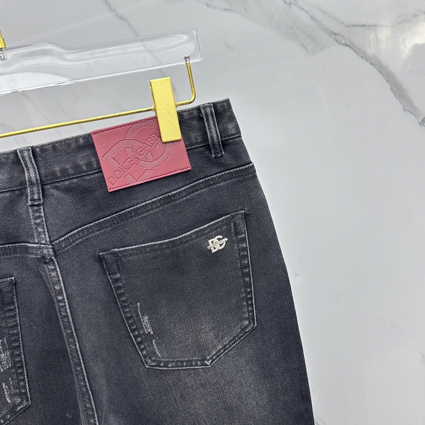 🆕DG杜嘉班纳 🔥高端定制、2025秋冬最新款洗水牛仔裤 柜台同步发售 原版定制复刻 客供五金辅料 原单