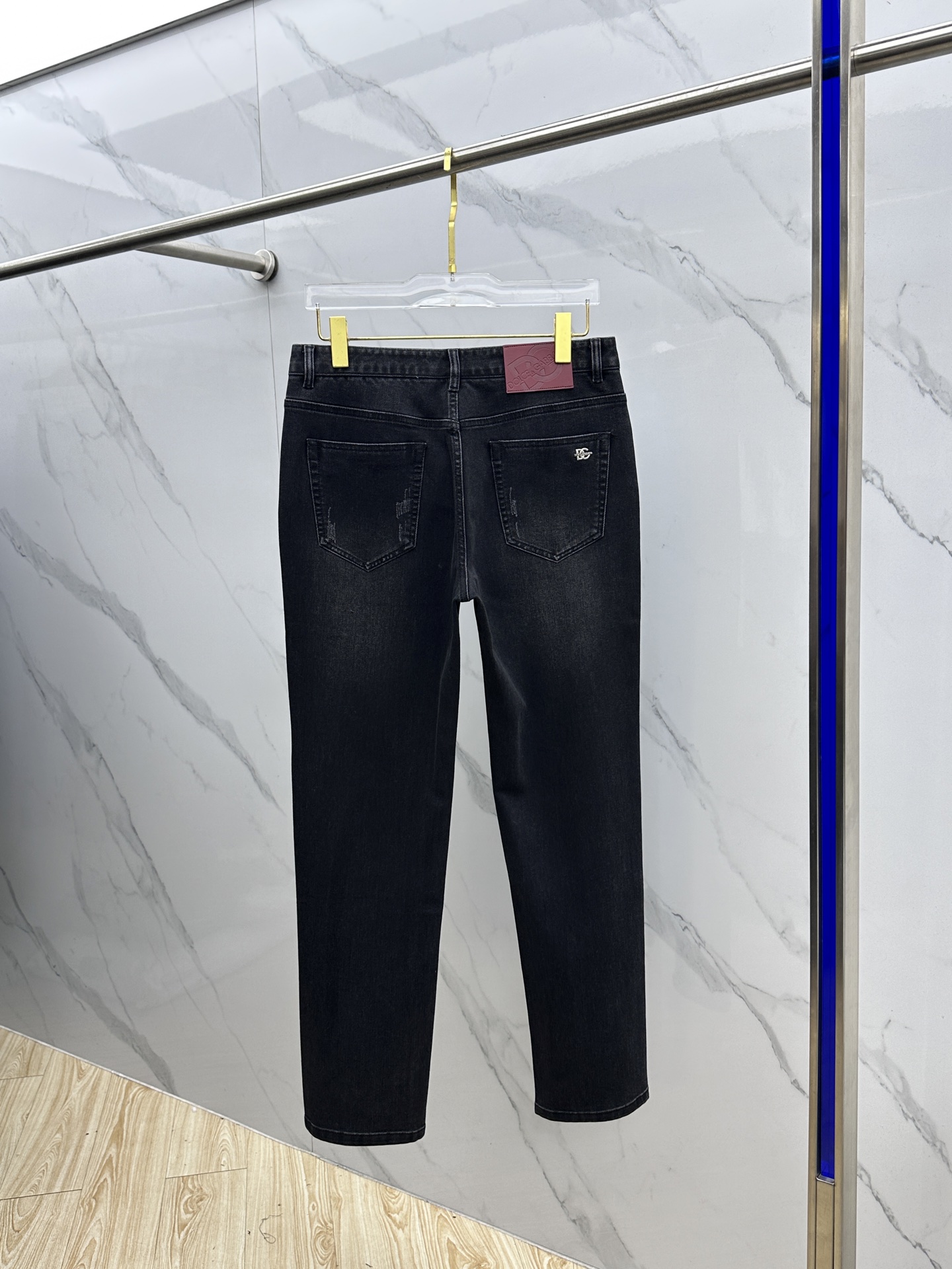 🆕DG杜嘉班纳 🔥高端定制、2025秋冬最新款洗水牛仔裤 柜台同步发售 原版定制复刻 客供五金辅料 原单