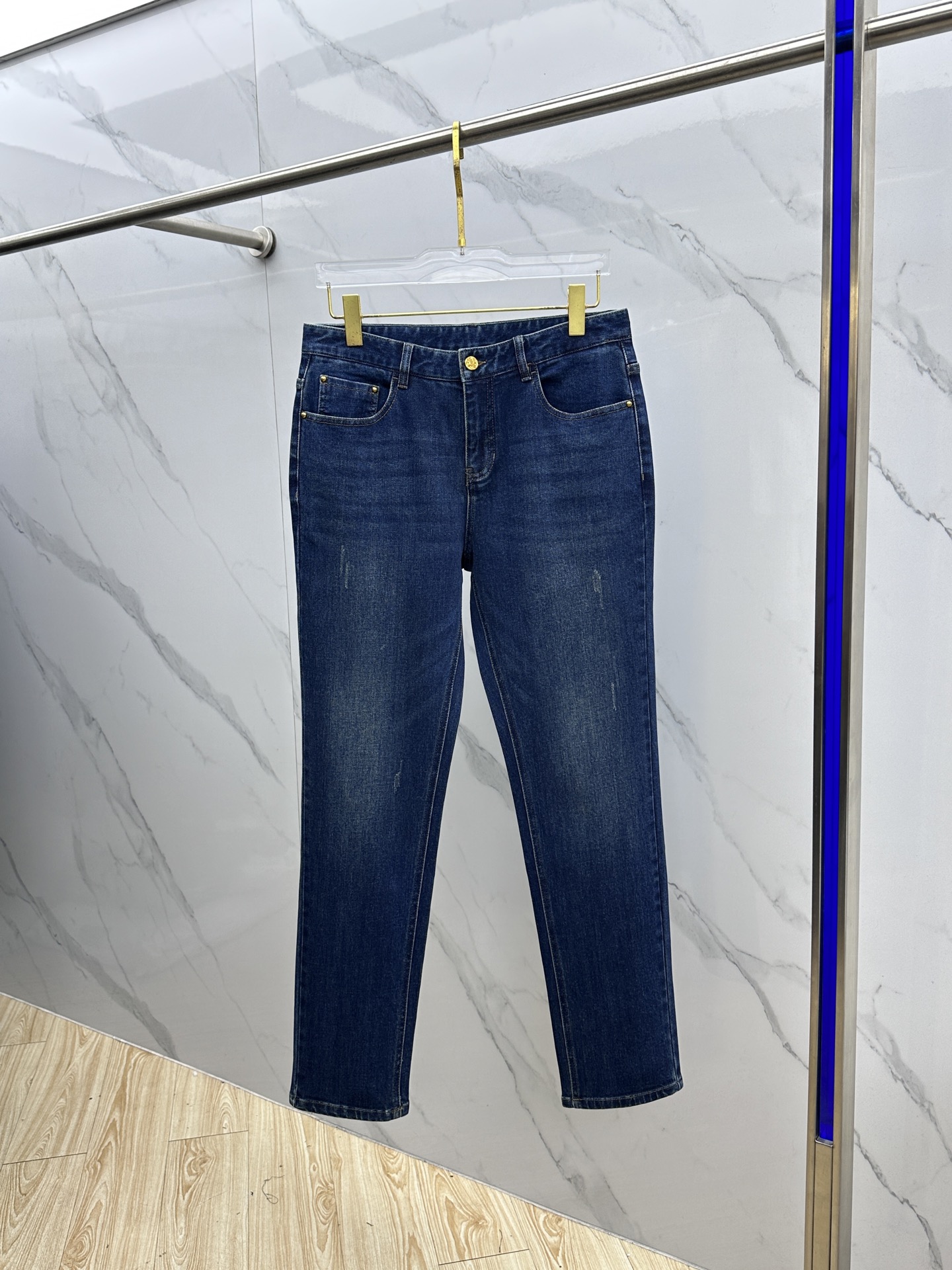 🆕LV路易威登 🔥高端定制、2025秋冬最新款牛仔裤 柜台同步发售 原版定制复刻 客供五金辅料 原单品质