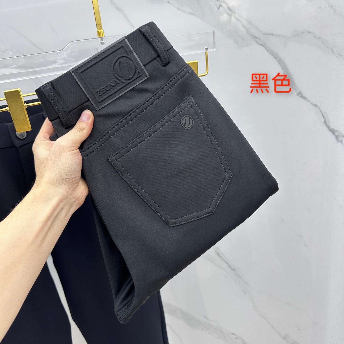 NO:661191,ZEGNA Zegna's high-end customization, the latest 2025 autumn and winter casual trousers, five-pocket trousers, available at the counter at the same time. Original customized replica. Hardware accessories supplied by customers. Original quality. Imported composite fabrics. Anti-wrinkle and firm, breathable and comfortable. Fine workmanship and routing. Excellent upper body!  Preferred item Produced by A11 Size 30-38 No 35.37,,zegna, 19860909ZEGNA杰尼亚 高端定制、2025秋冬最新款休闲裤五袋西裤,柜台同步发售 原版定制复刻 客供五金辅料 原单品质 进口复合面料 抗皱坚挺,透气舒适.做工走线精细 上身绝佳！优选单品 A11出品 码数30-38无35.37,,zegna, ,Men's clothing