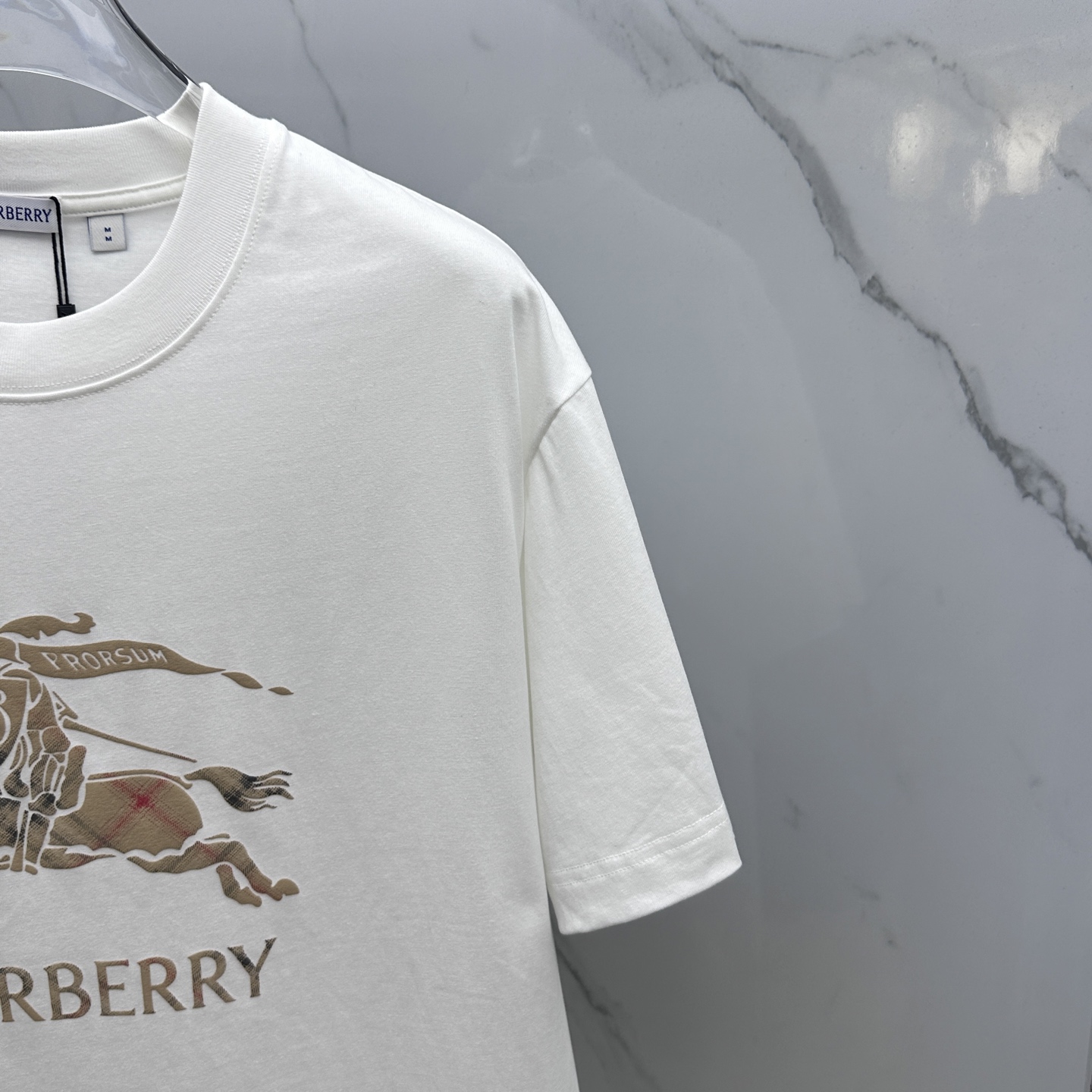 🆕Burberry巴宝莉 微阔 新款首发专柜最新款短袖圆领T恤 高端订制 设计前卫时尚！品牌logo重工