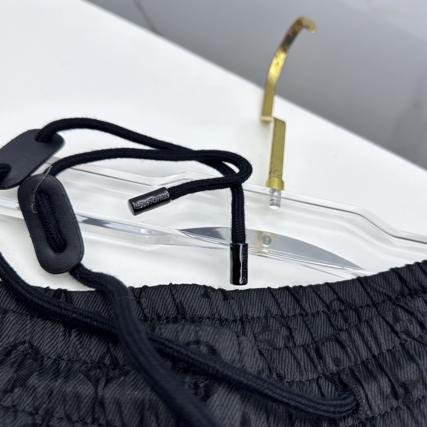 🆕LV路易威登 25年秋冬新款休闲裤满身提花款，时尚设计独家单品，奢华经典品牌设计，定制进口高端五金辅料