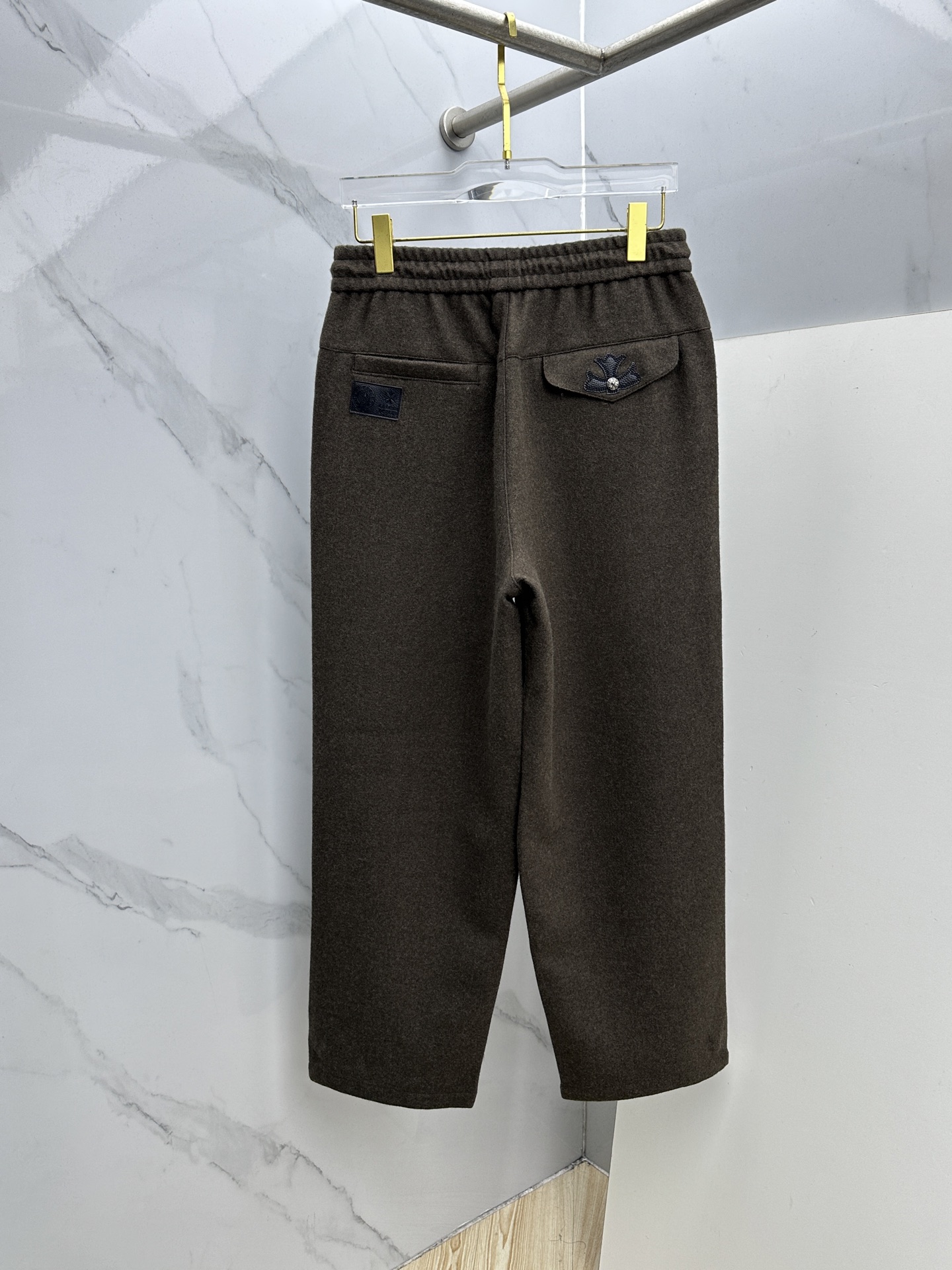 🆕CH*克罗心 25年秋冬新款休闲裤时尚设计独家单品，奢华经典品牌设计，定制进口高端五金辅料制作，细节处