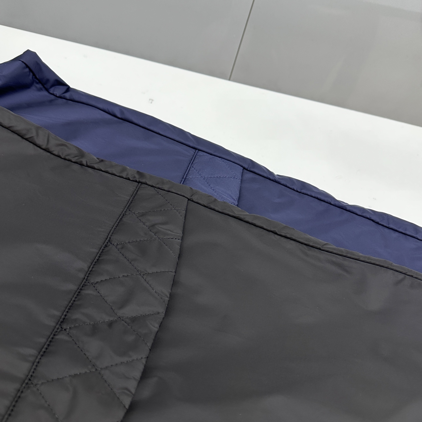 🆕Dior迪奥 25年秋冬新款休闲裤起绒内衬保暖在线，时尚设计独家单品，奢华经典品牌设计，定制进口高端五