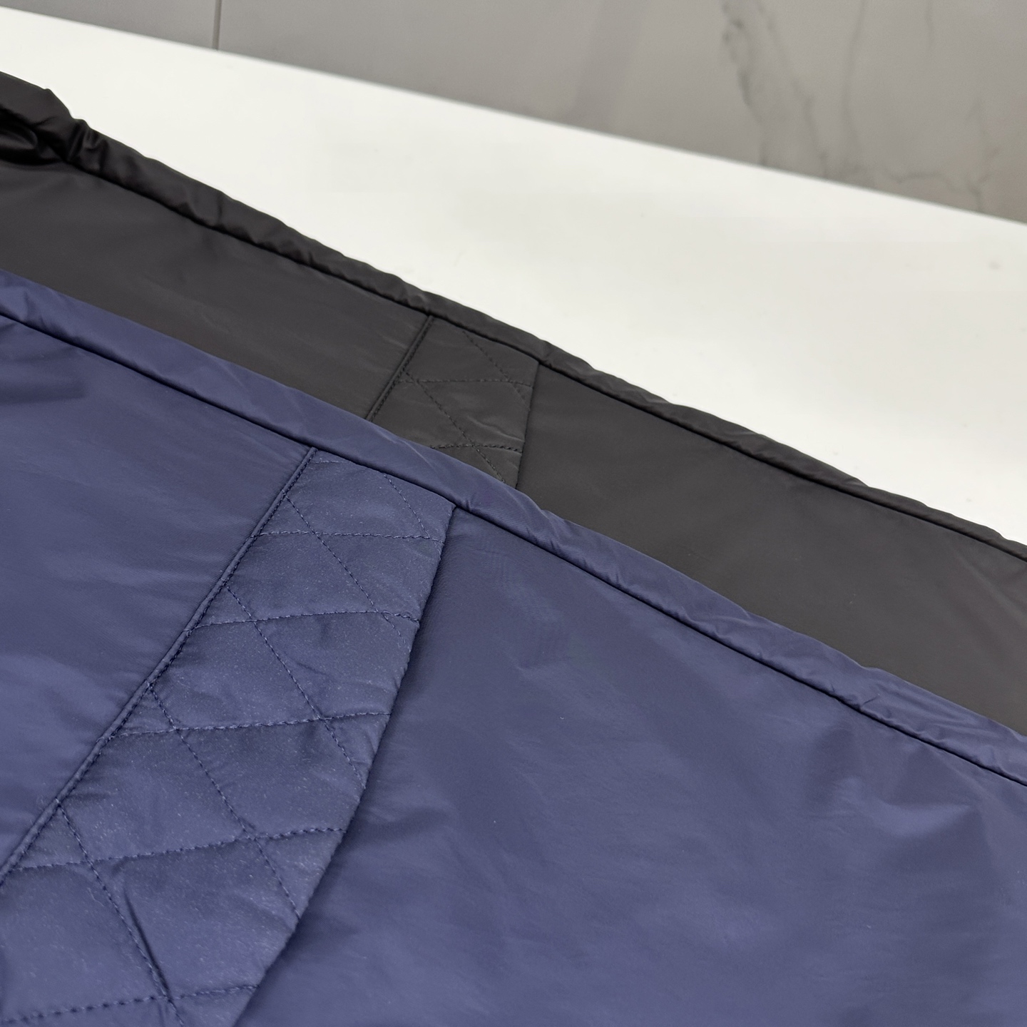 🆕Dior迪奥 25年秋冬新款休闲裤起绒内衬保暖在线，时尚设计独家单品，奢华经典品牌设计，定制进口高端五