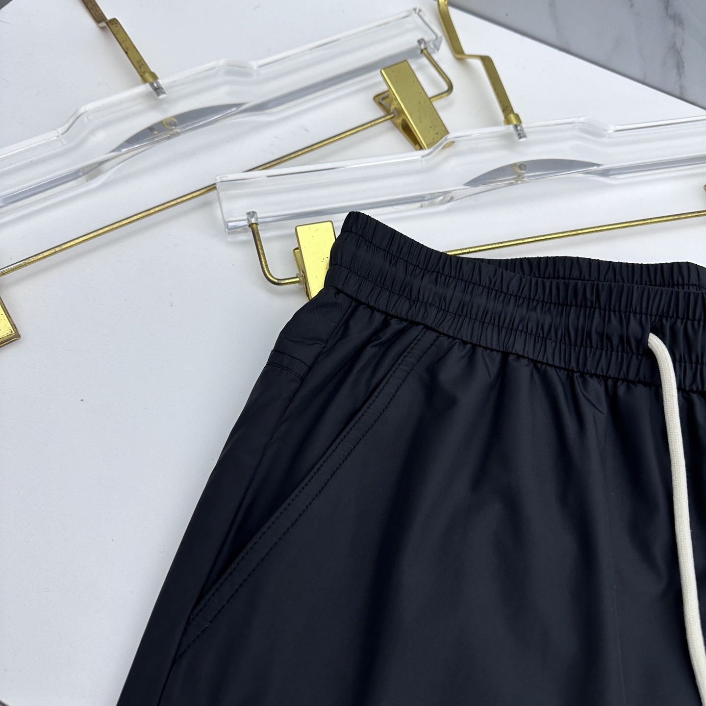 🆕Loro Piana 25年秋冬新款休闲裤时尚设计独家单品，奢华经典品牌设计，定制进口高端五金辅料制作