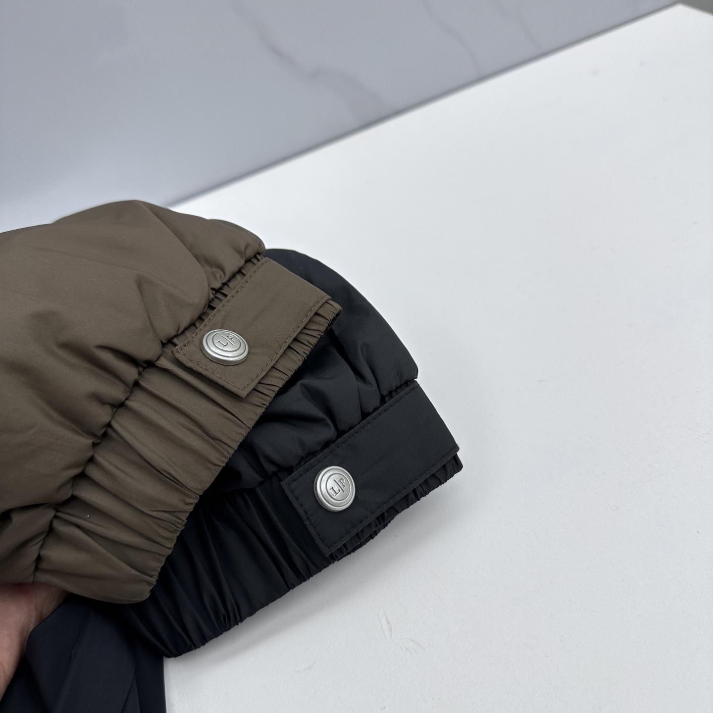 🆕Loro Piana 25年秋冬新款休闲裤时尚设计独家单品，奢华经典品牌设计，定制进口高端五金辅料制作