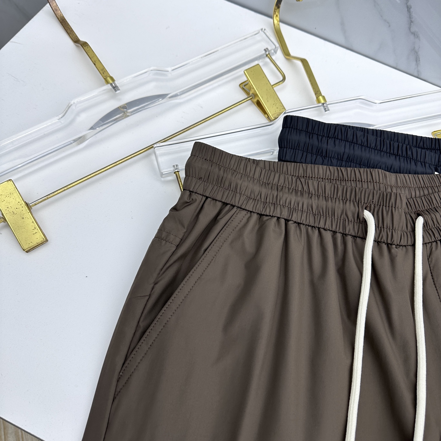 🆕Loro Piana 25年秋冬新款休闲裤时尚设计独家单品，奢华经典品牌设计，定制进口高端五金辅料制作