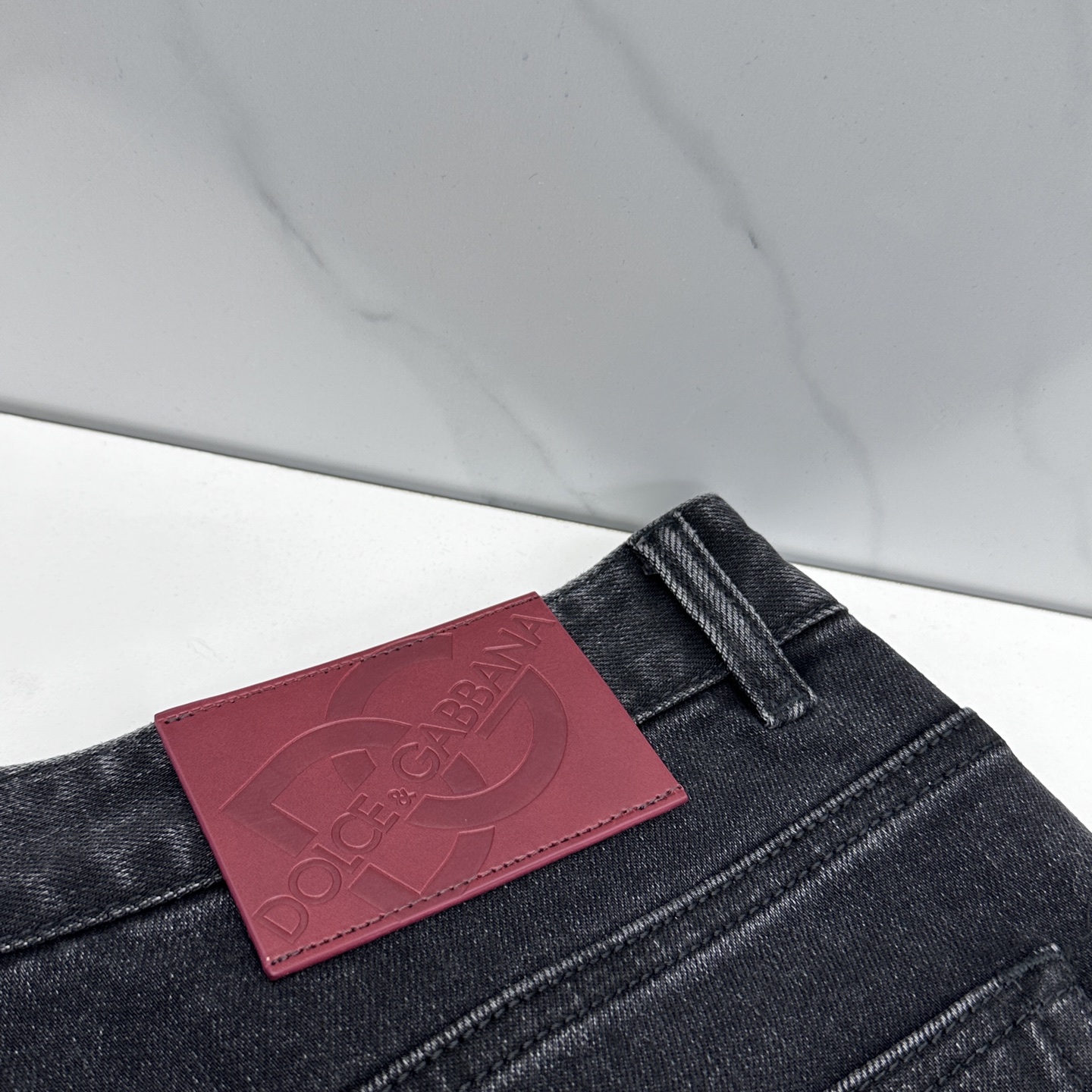 🆕1V路易威登 男装系列属于时装圈无法复制和取代的存在，代表着意式典型的品牌 工艺、品质及剪裁设计都堪称