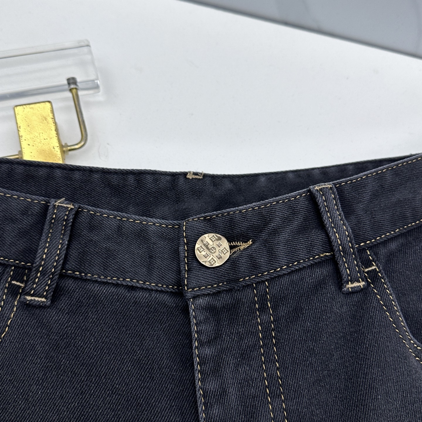 🆕1V路易威登 男装系列属于时装圈无法复制和取代的存在，代表着意式典型的品牌 工艺、品质及剪裁设计都堪称