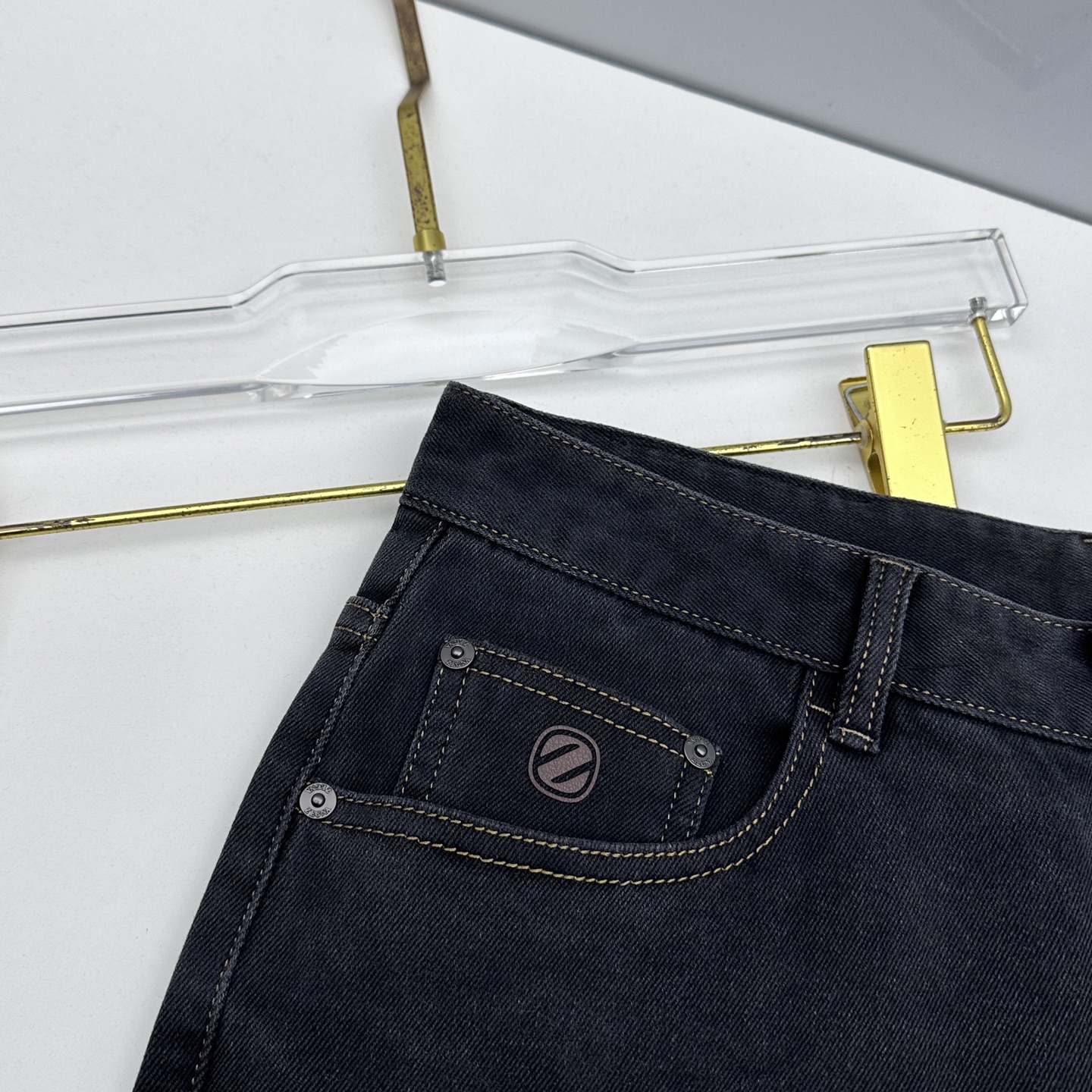 🆕ZEGNA杰尼亚 男装系列属于时装圈无法复制和取代的存在，代表着意式典型的品牌 工艺、品质及剪裁设计都