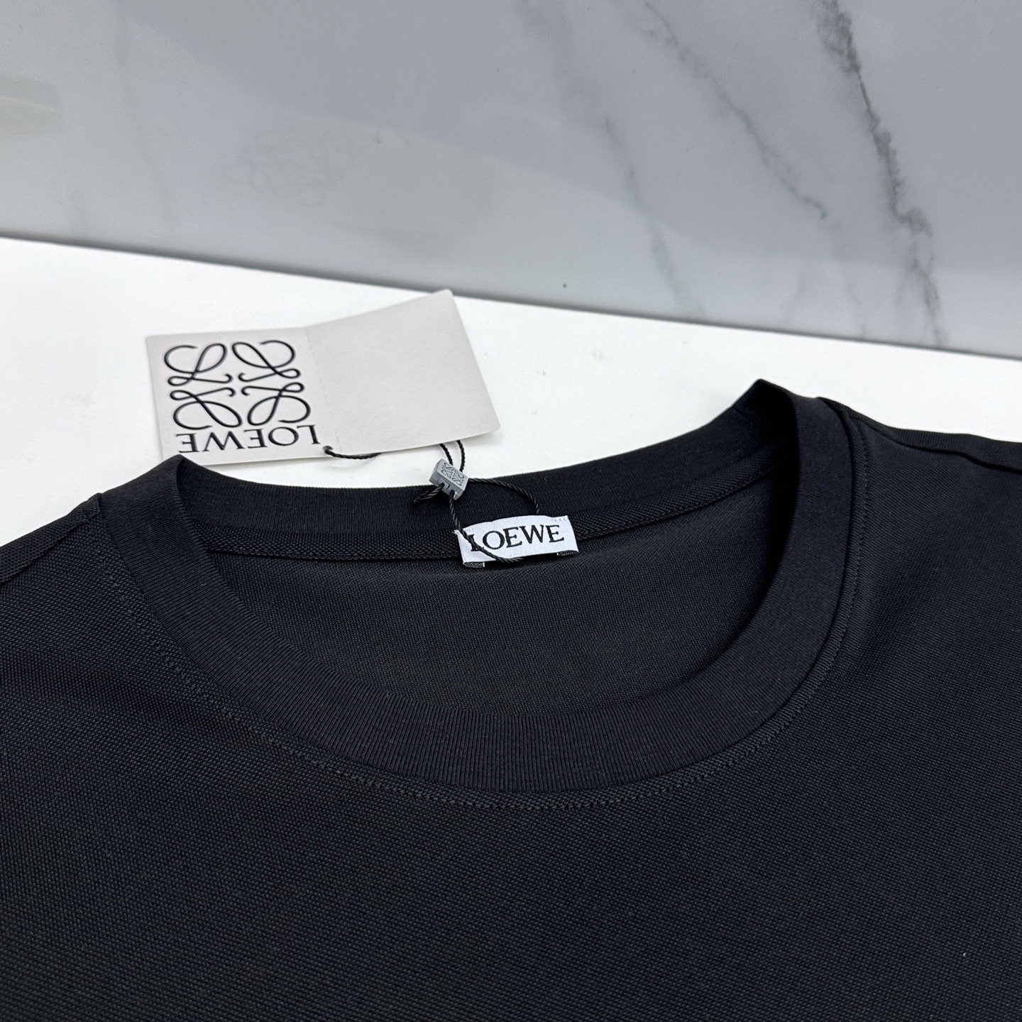 🆕LOEWE罗意威 2026春夏新款简约logo刺绣短袖 细珠地纯棉面料 多元化搭配 是眼下时尚前沿的创